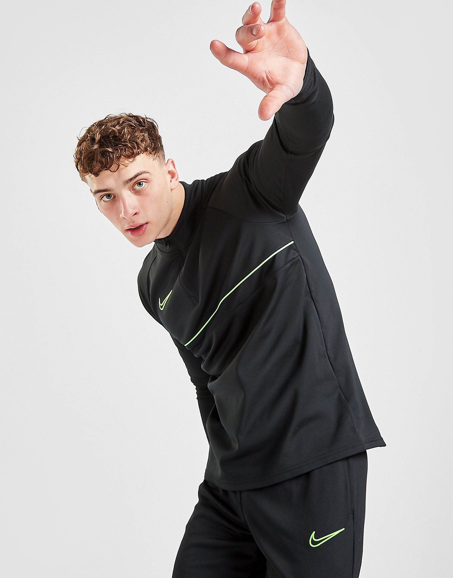 

Nike Academy Essential 1/4 Zip Track Top - Black/Green Strike/Black/Green Strike - Mens, Black/Green Strike/Black/Green Strike