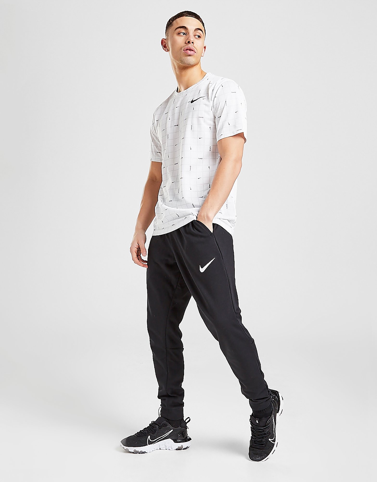 

Nike Dri-FIT Tapered Joggers - Black/White - Mens, Black/White