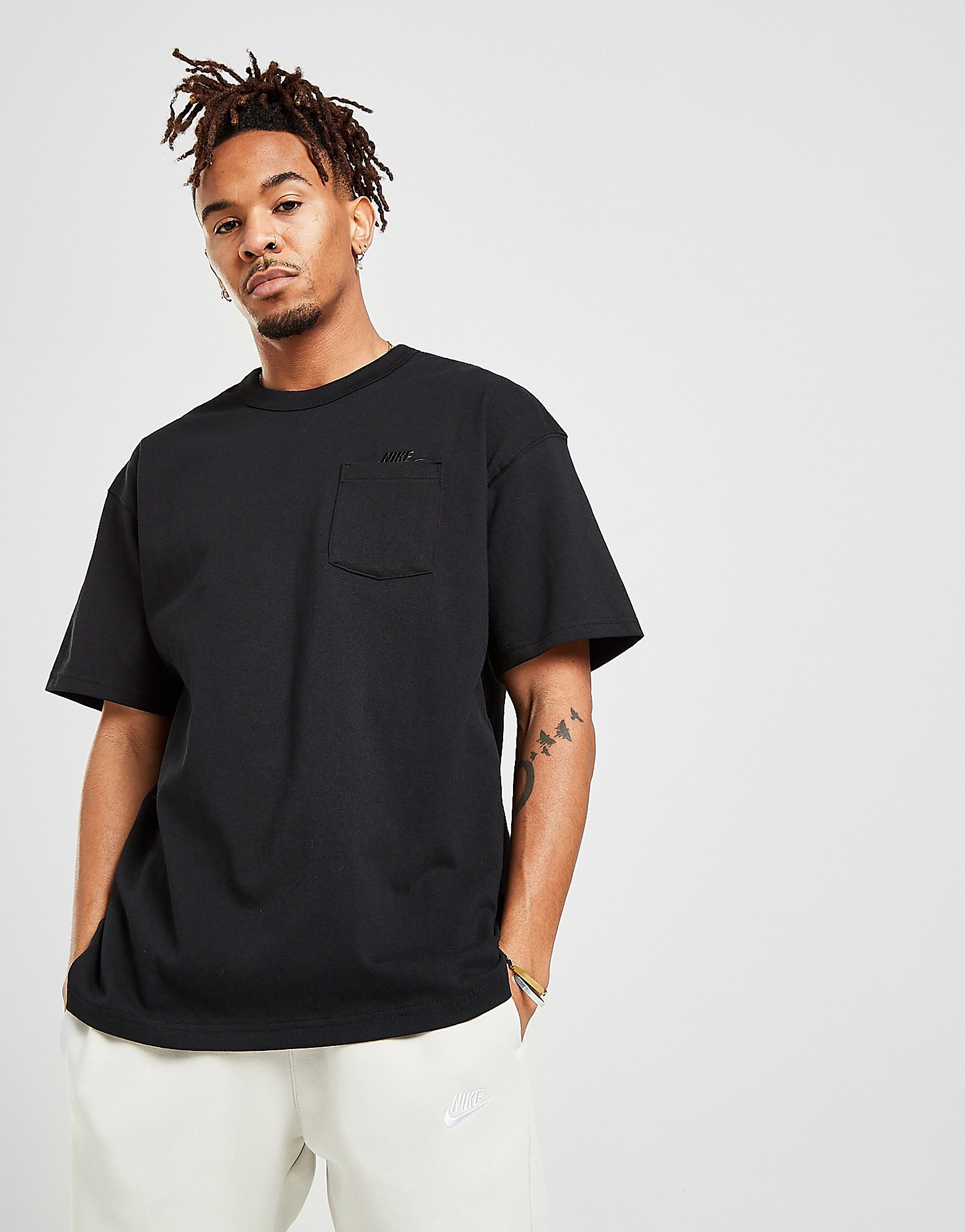 Nike Sportswear Premium Essential T-shirt - Black/Black - Mens, Black/Black