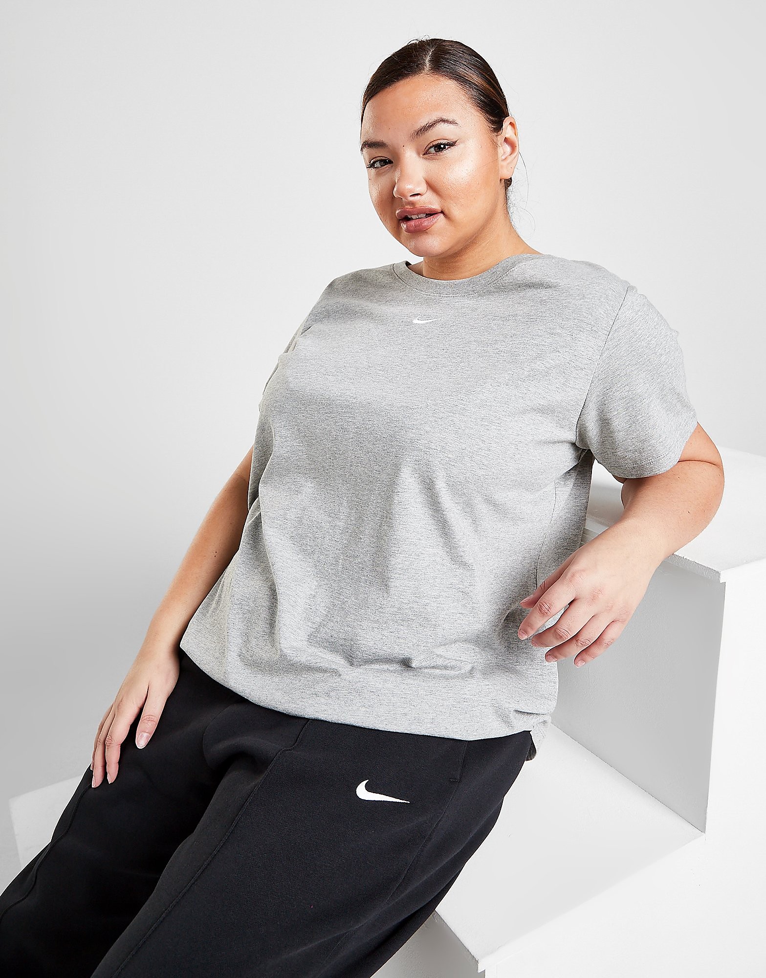 

Nike Plus Size Boyfriend T-Shirt - Dark Grey - Womens, Dark Grey