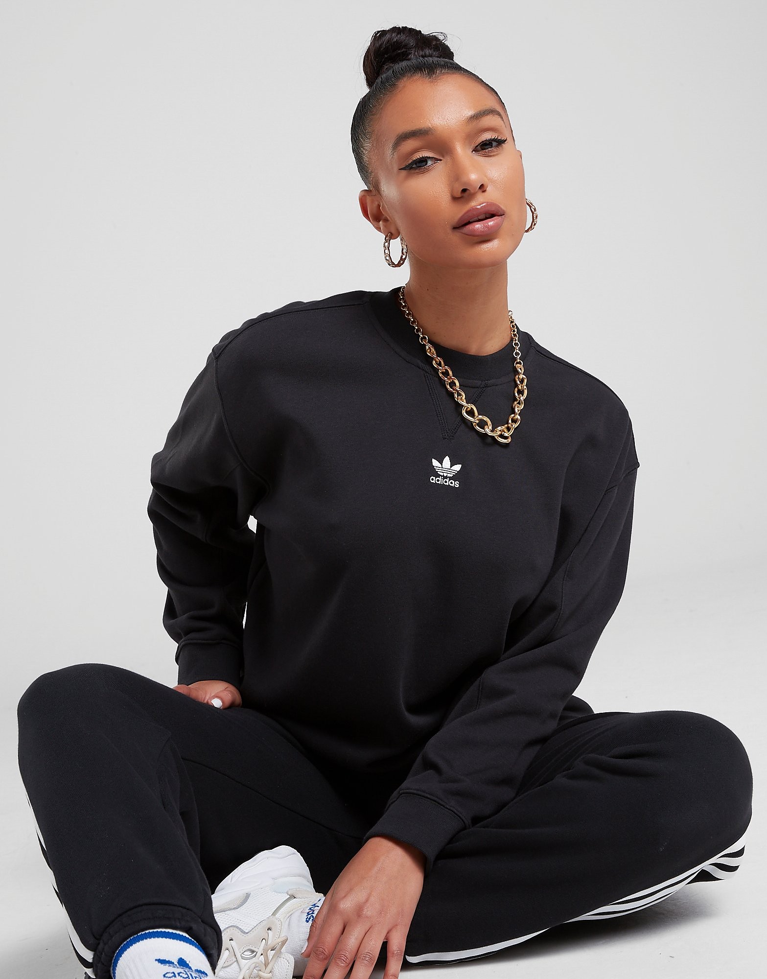 

adidas Originals Essential Crew Sweatshirt - Black - Womens, Black