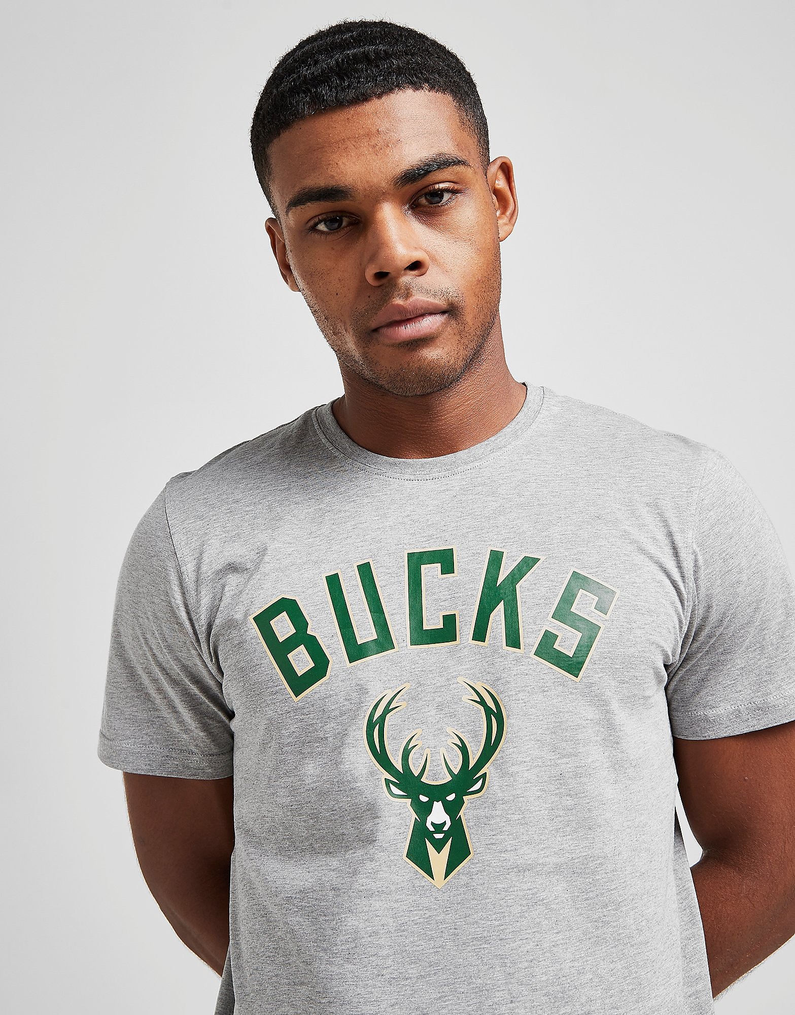 

New Era NBA Milwaukee Bucks T-Shirt - Grey - Mens, Grey