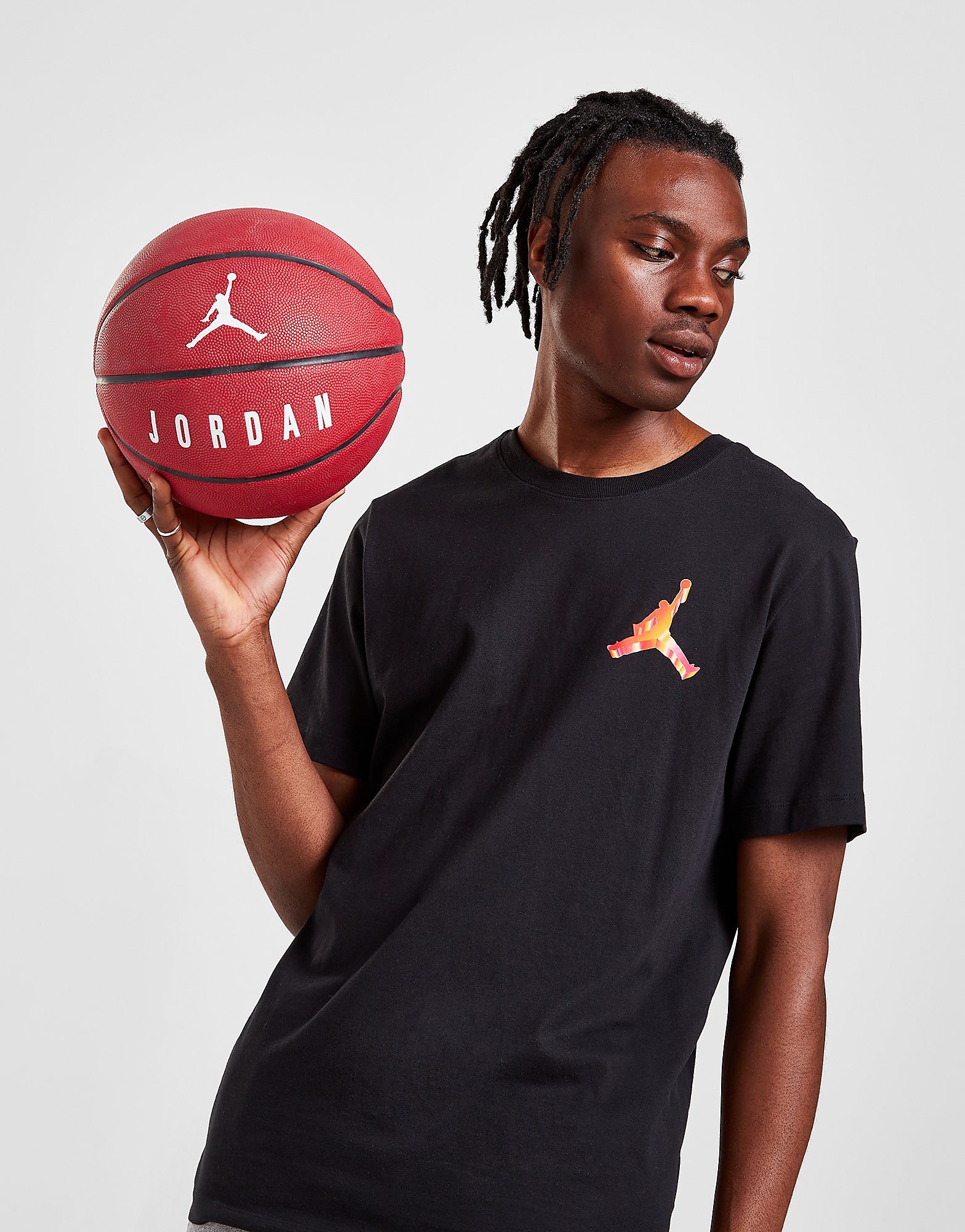 Jordan Ultimate Flight Basketball, Röd