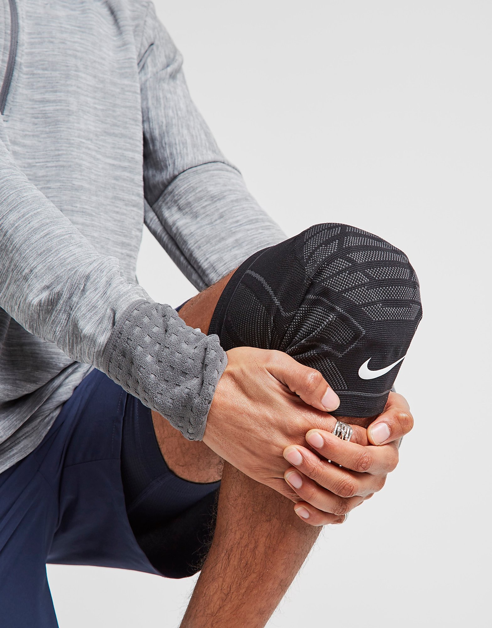 

Nike Pro Knitted Knee Sleeves - Black/Grey - Womens, Black/Grey
