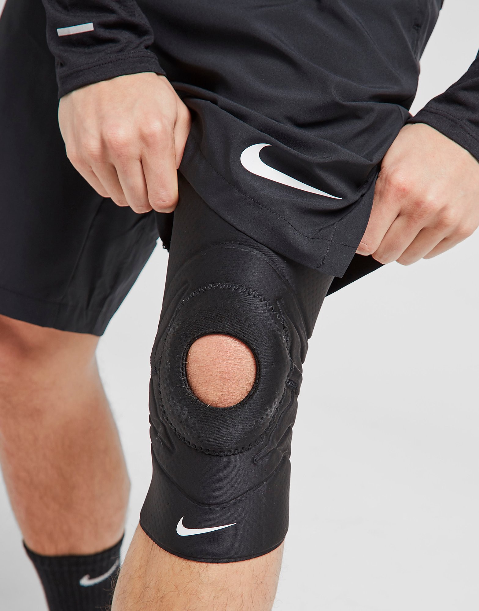 

Nike Pro Open Knee Sleeves - Black - Womens, Black