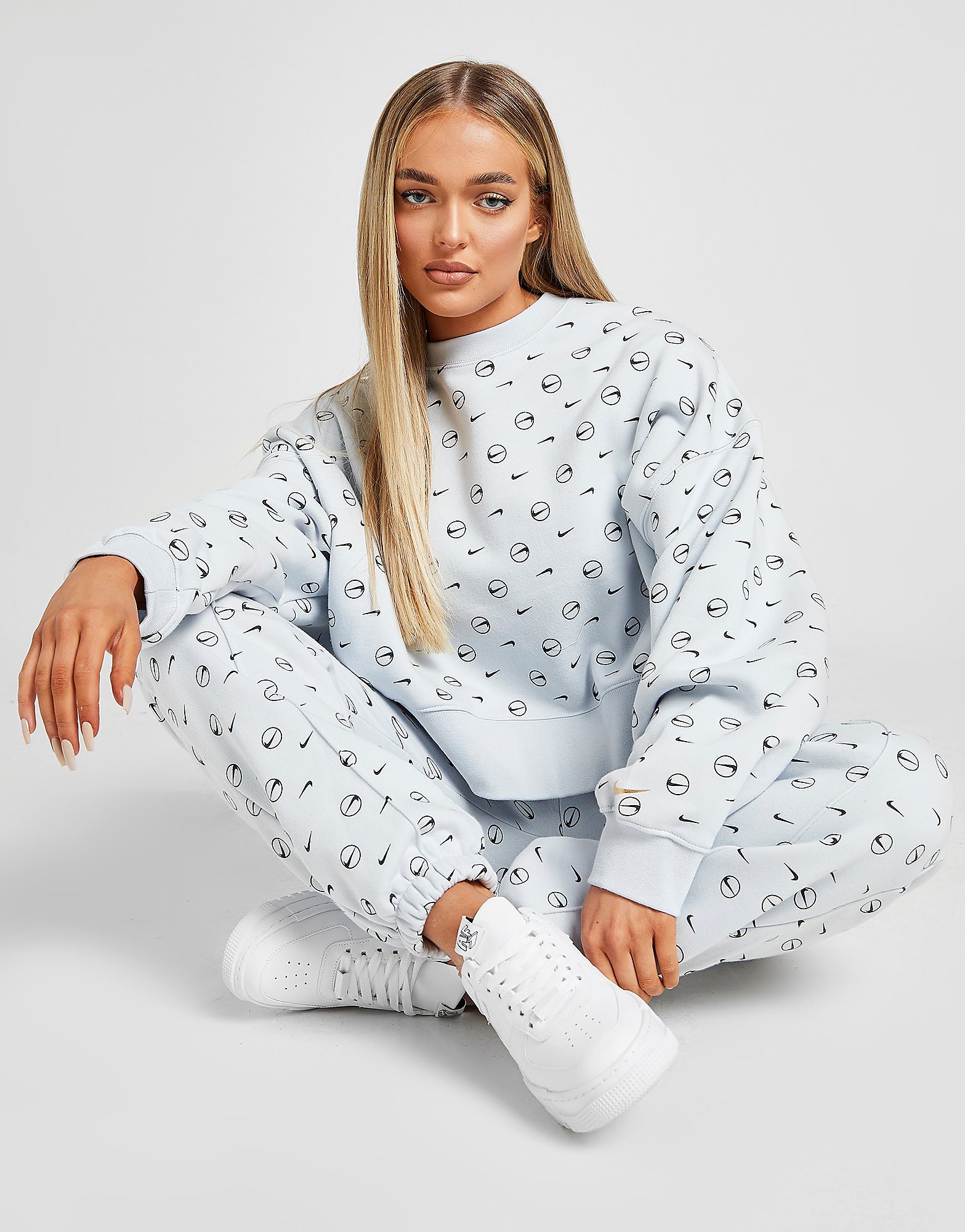 

Nike Fleece Printed Crew Sweatshirt - White - Womens, White