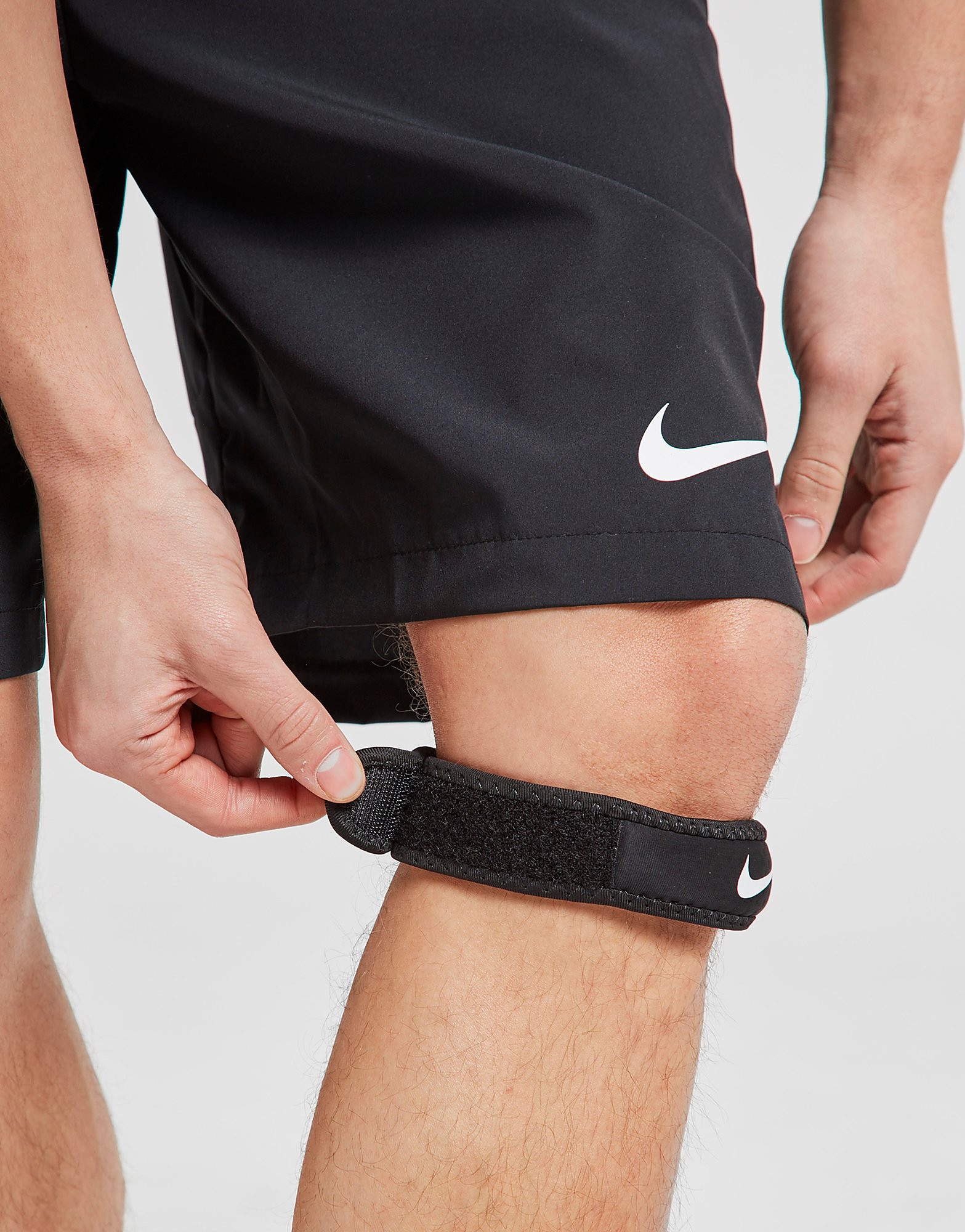 

Nike Pro Patella Knee Bands - Black - Womens, Black