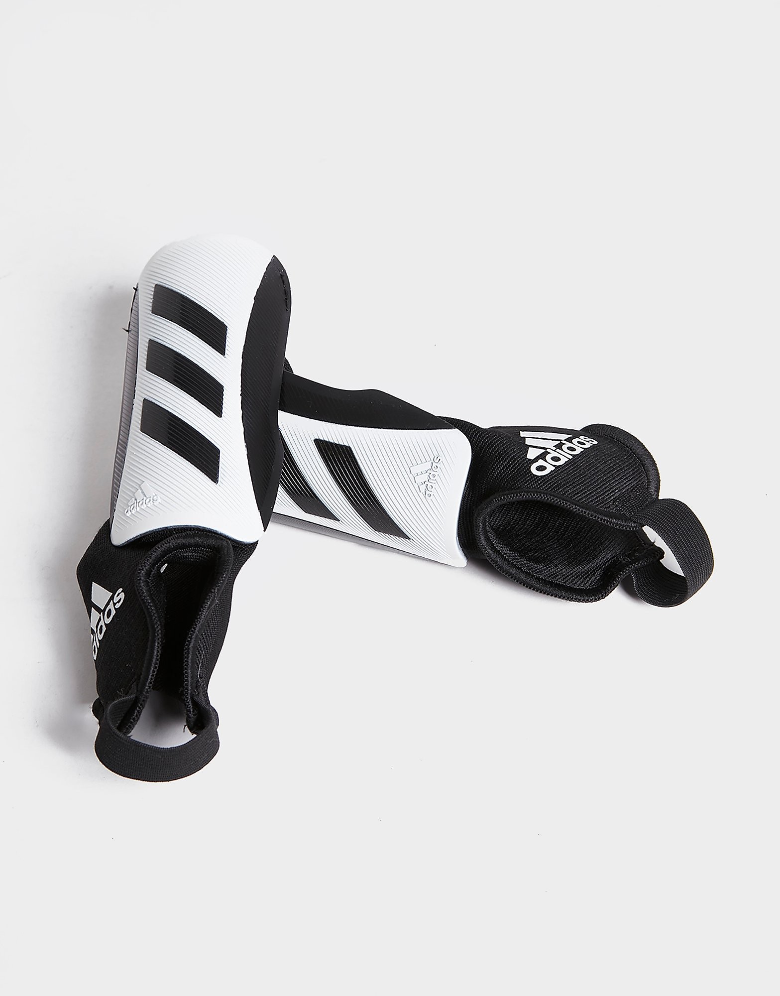

adidas Tiro Match Shin Guards Junior - White / Black / Black - Kids, White / Black / Black