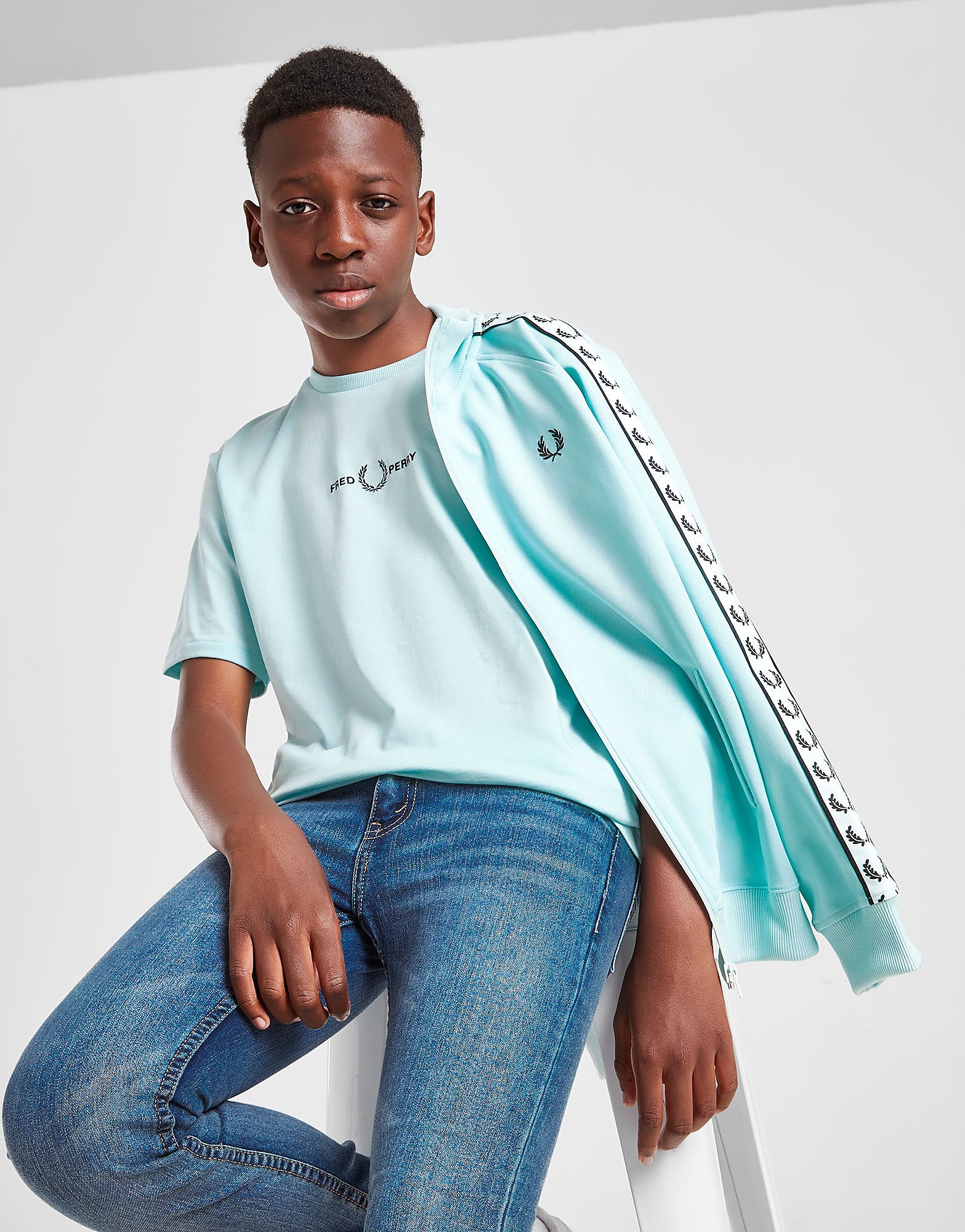 

Fred Perry Central Logo T-Shirt Junior - Blue - Kids, Blue