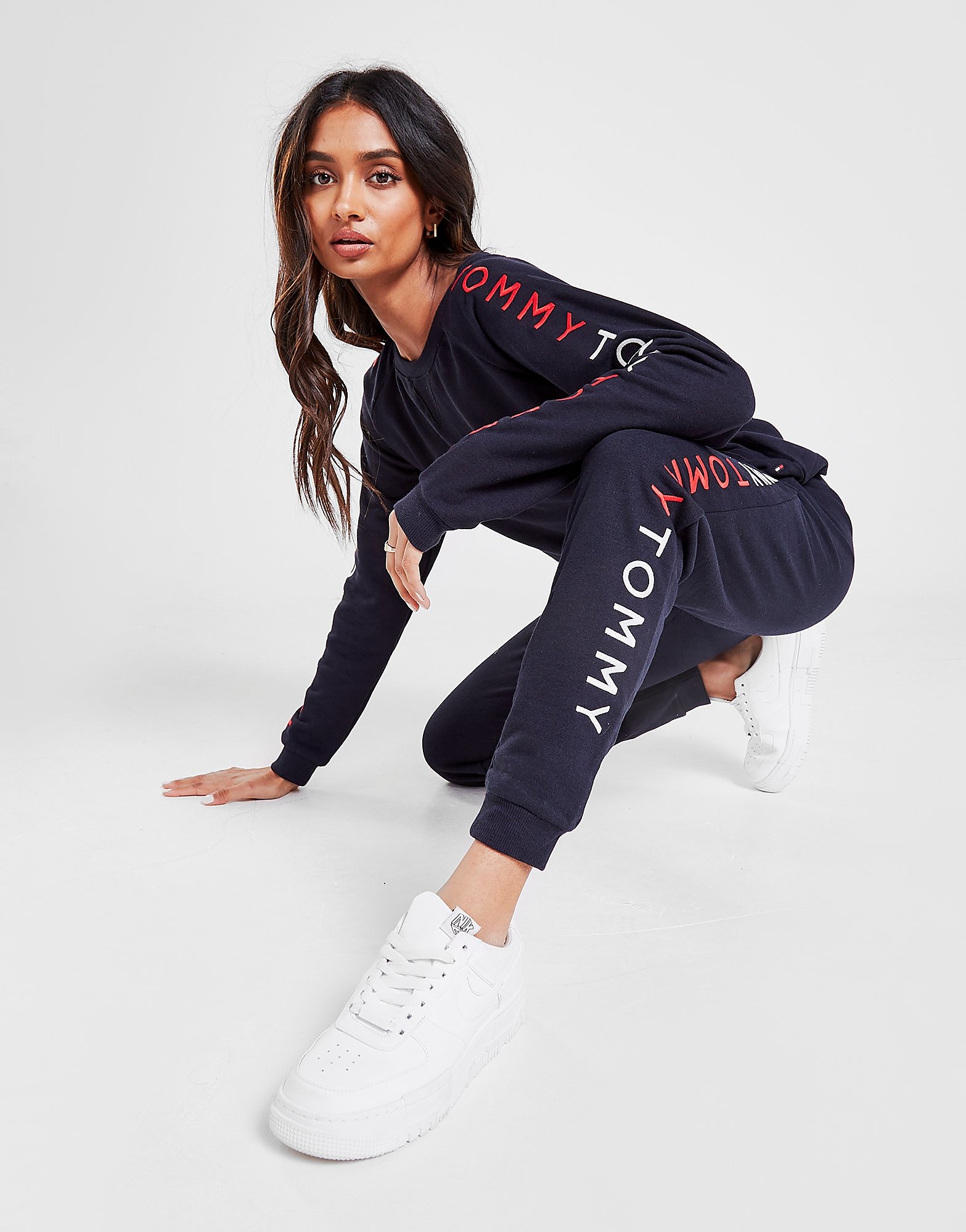 

Tommy Hilfiger Embroidered Logo Joggers - Navy - Womens, Navy