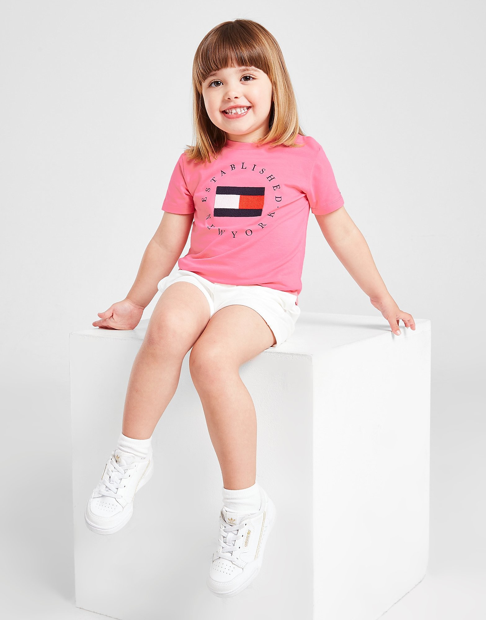 

Tommy Hilfiger Girls' Circle Logo T-Shirt/Shorts Set Infant - Pink/White - Kids, Pink/White