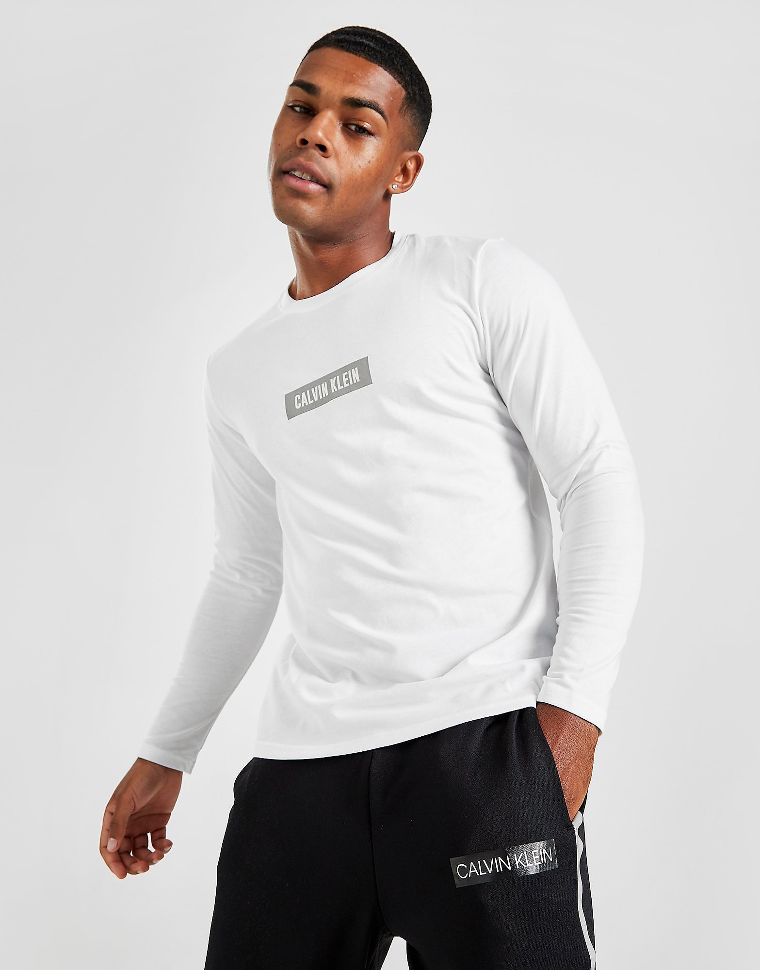 

Calvin Klein Central Box Long Sleeve T-Shirt - White - Mens, White