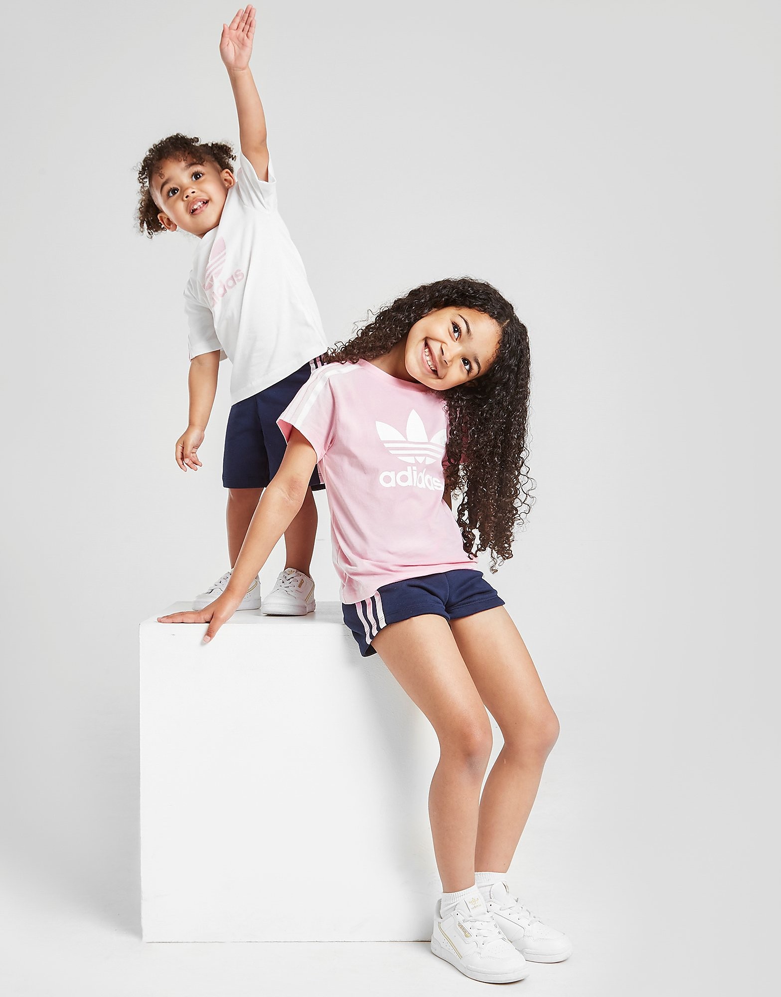

adidas Originals Girls' 3-Stripes T-Shirt/Shorts Set Children - Only at JD - Pink/Blue - Kids, Pink/Blue