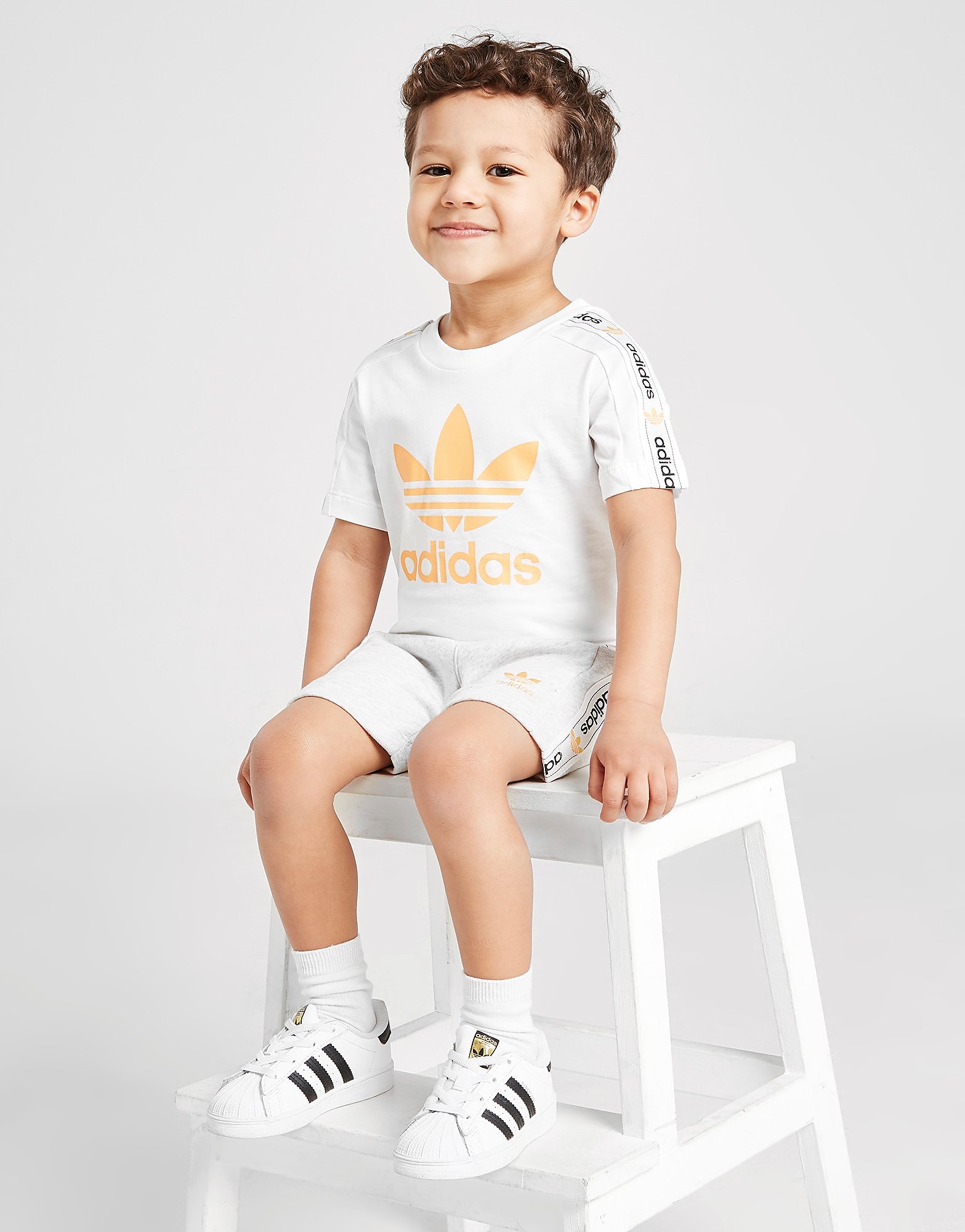 

adidas Originals Tape T-Shirt/Shorts Set Infant - Only at JD - White - Kids, White