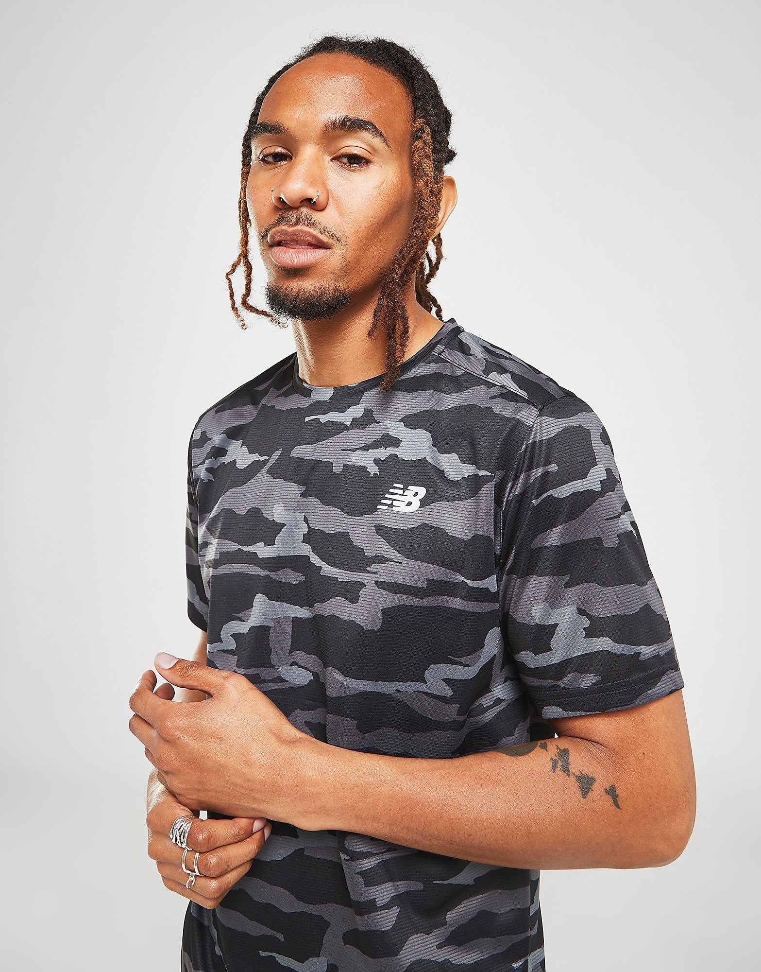 

New Balance Accelerate T-Shirt - Black/Grey - Mens, Black/Grey