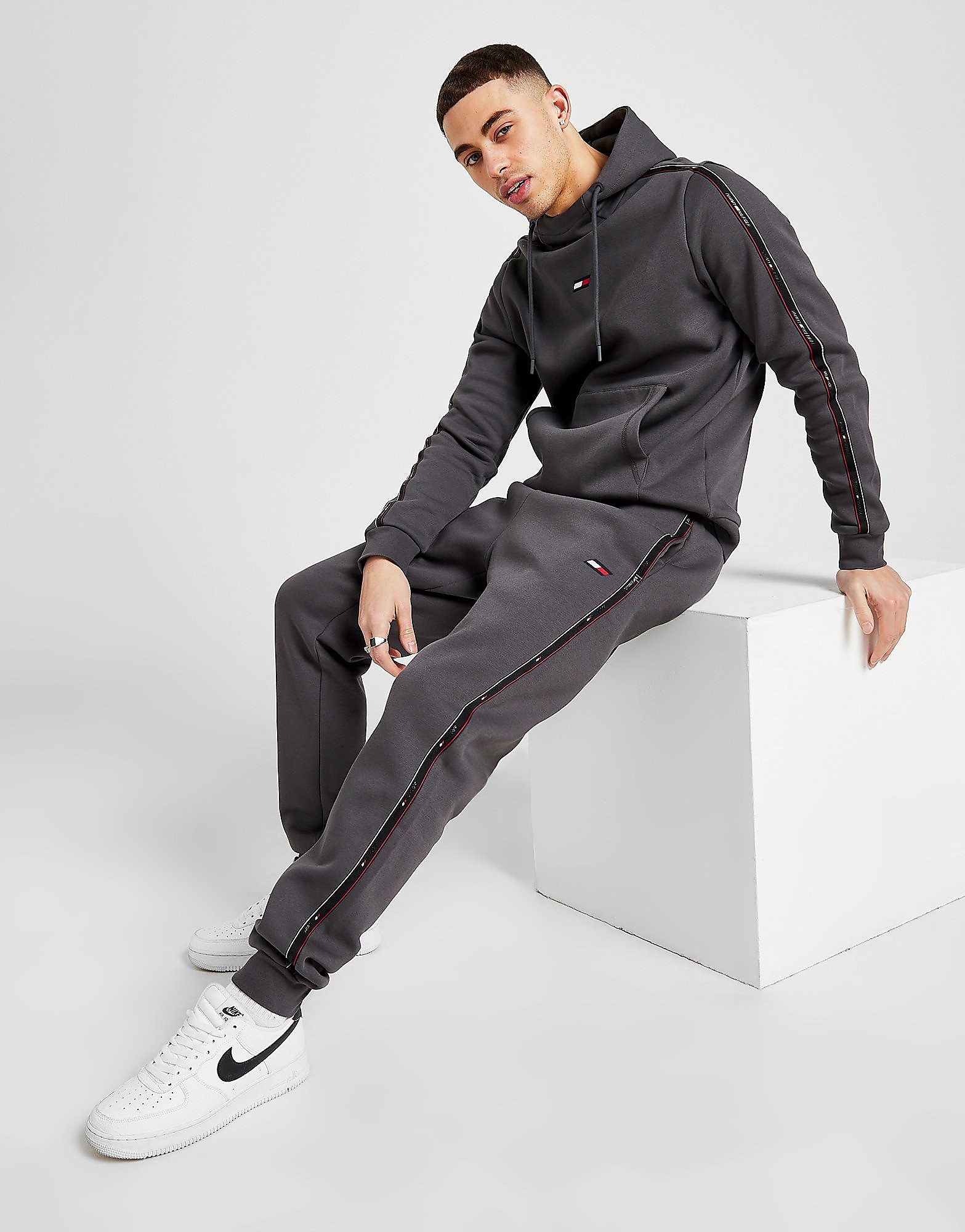 

Tommy Hilfiger Tape Fleece Flag Joggers - Only at JD - Grey - Mens, Grey