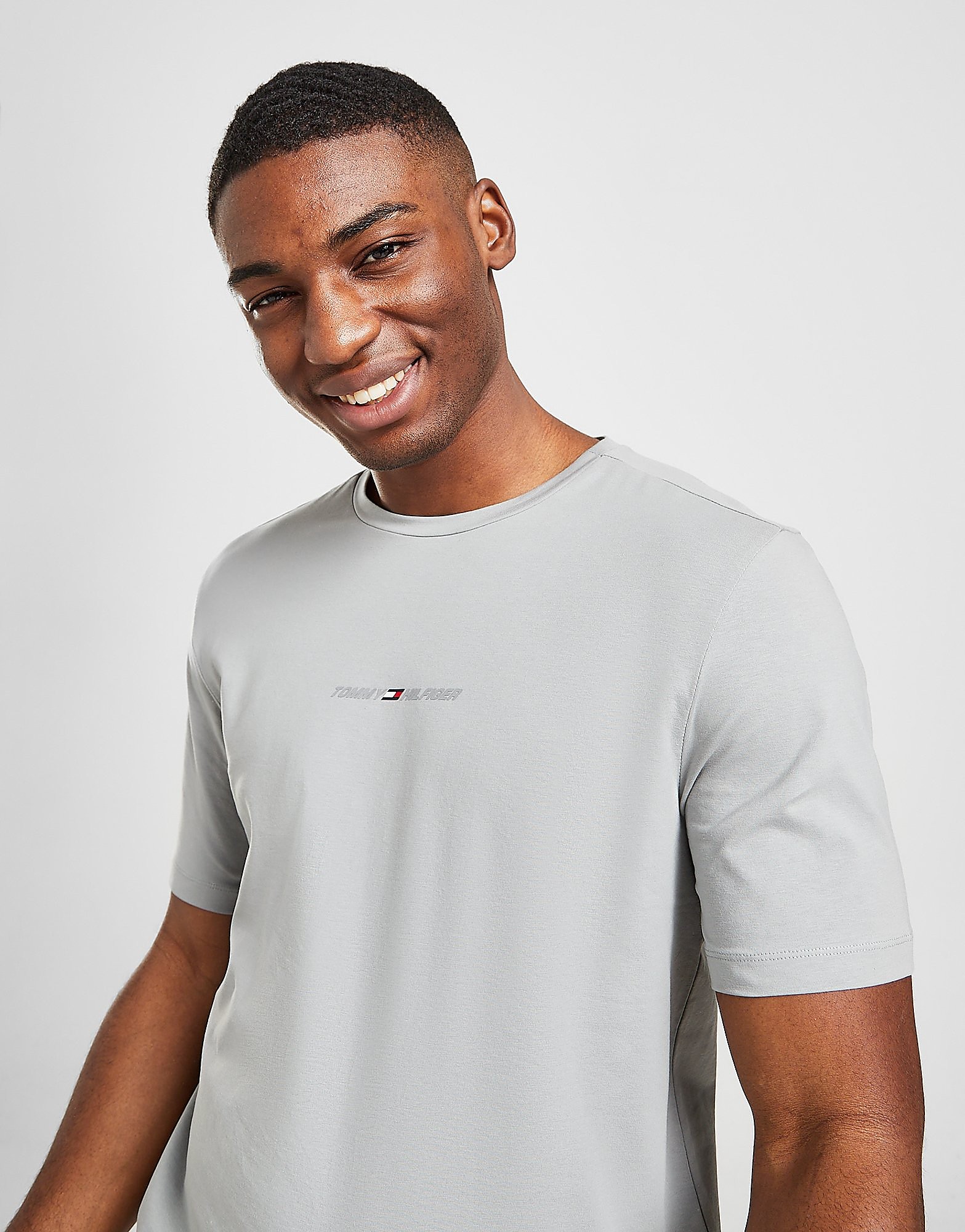 

Tommy Hilfiger Tonal Flag T-Shirt - Grey - Mens, Grey