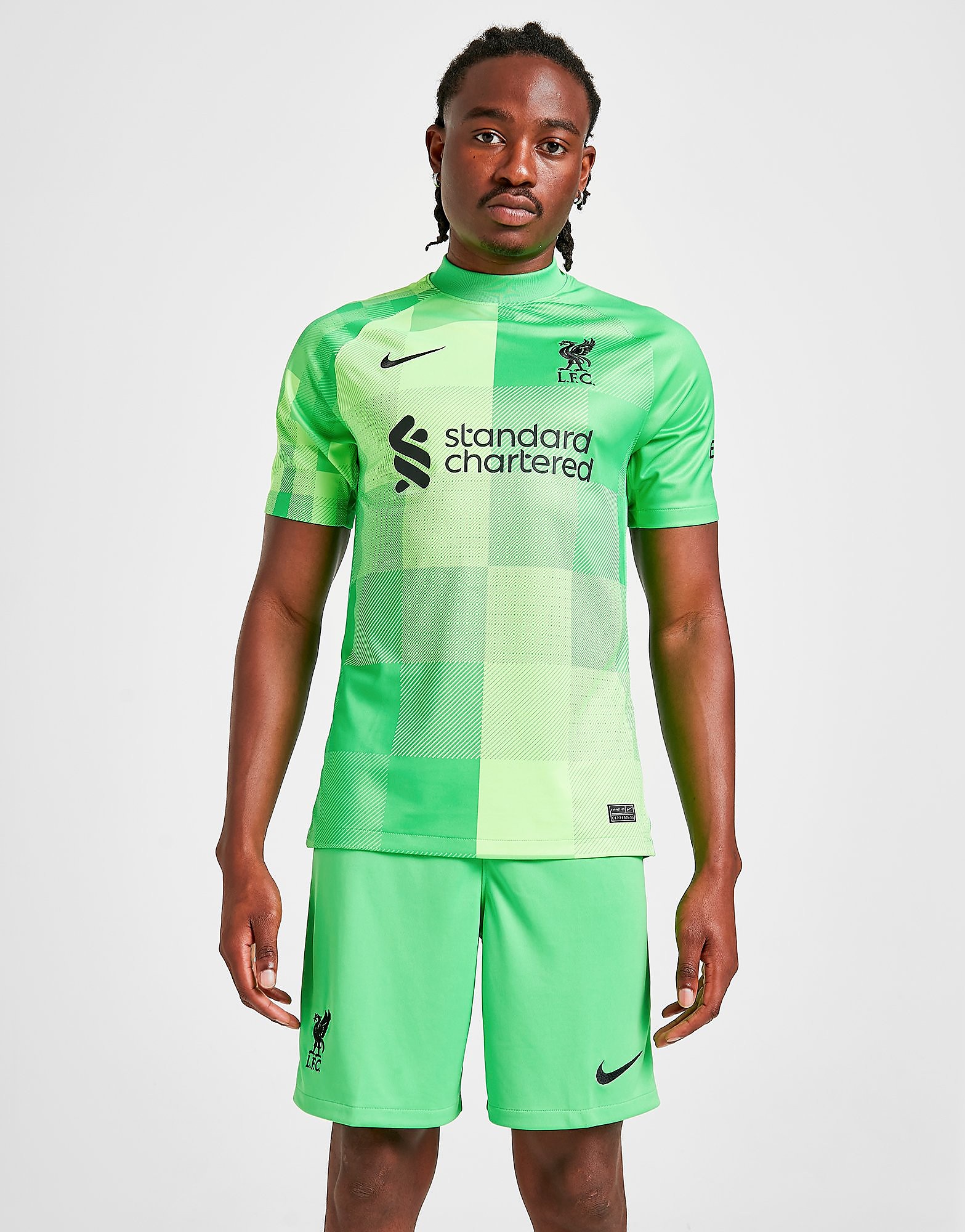 

Nike Liverpool FC 2021/22 Home Goalkeeper Shorts - Green Spark/Black - Mens, Green Spark/Black
