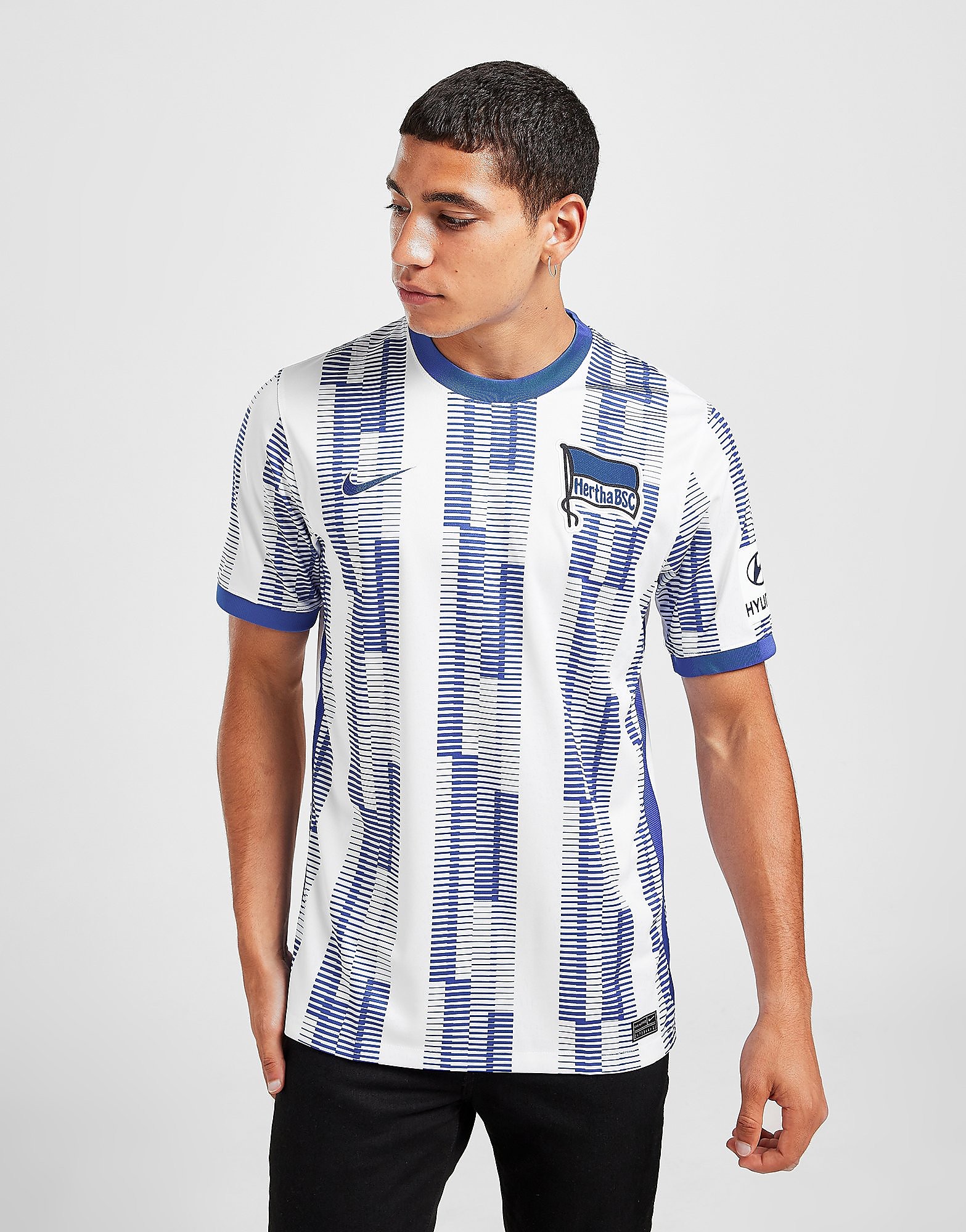 

Nike Hertha BSC 2021/22 Home Shirt - White/Hyper Royal/Hyper Royal - Mens, White/Hyper Royal/Hyper Royal