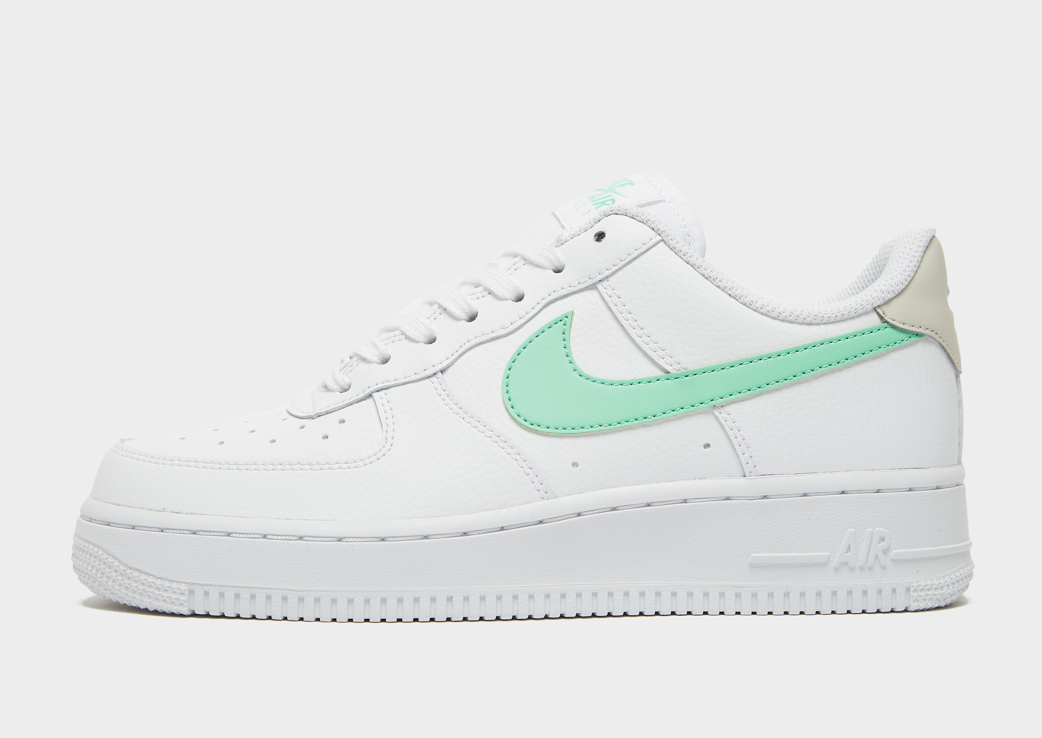 Nike Air Force 1 '07 Essential para Mulher - Branco - Womens, Branco