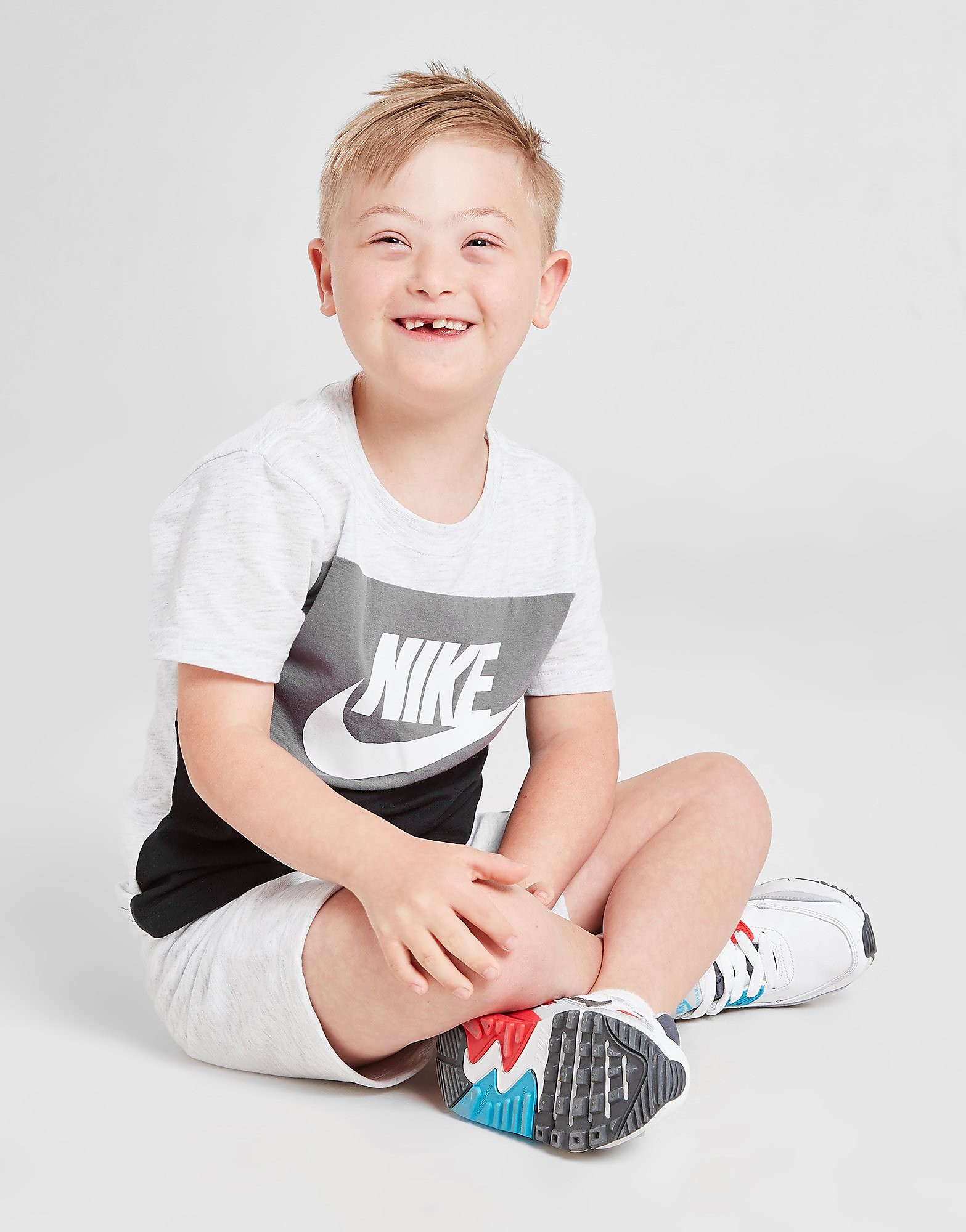 

Nike Colour Block T-Shirt/Shorts Set Children - Only at JD - Grey - Kids, Grey