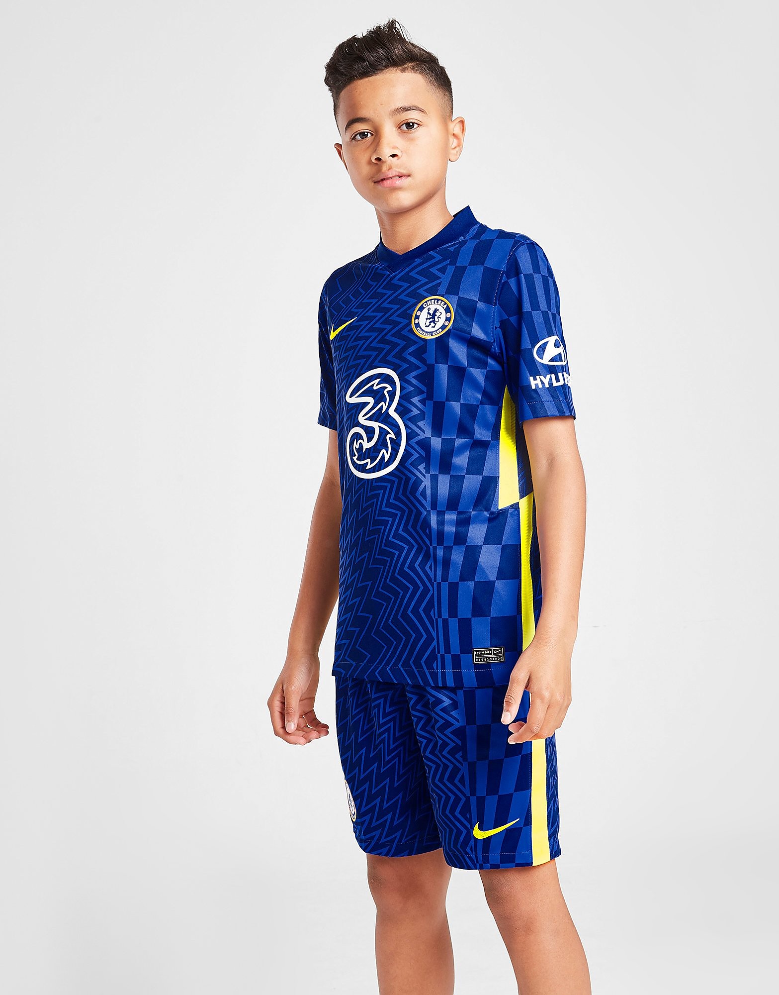

Nike Chelsea FC 2021/22 Home Shorts Junior - Lyon Blue/Opti Yellow - Kids, Lyon Blue/Opti Yellow