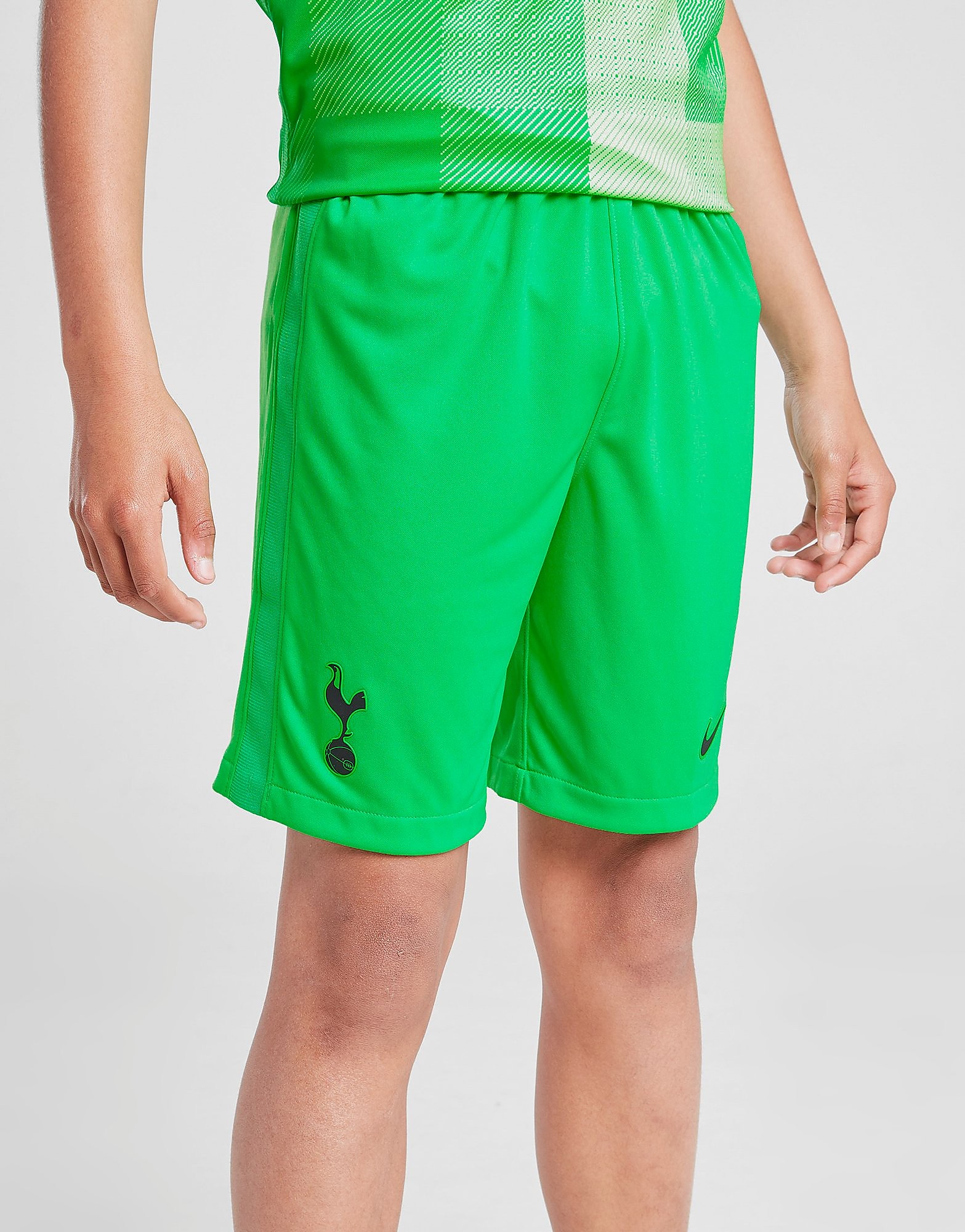 

Nike Tottenham Hotspur FC 2021/22 GK Home Shorts Junior - Green Spark/Black - Kids, Green Spark/Black