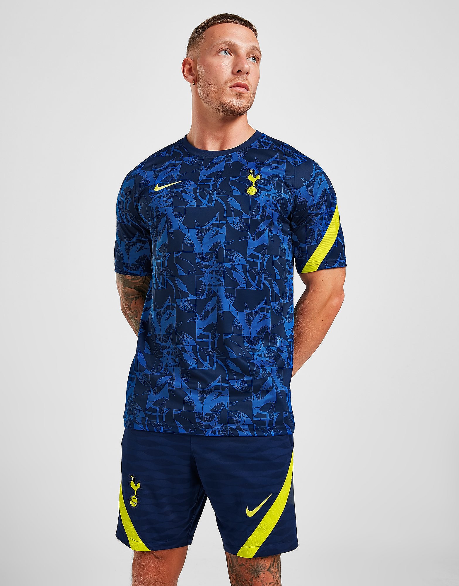 

Nike Tottenham Hotspur FC Strike Shorts - Binary Blue/Venom Green - Mens, Binary Blue/Venom Green