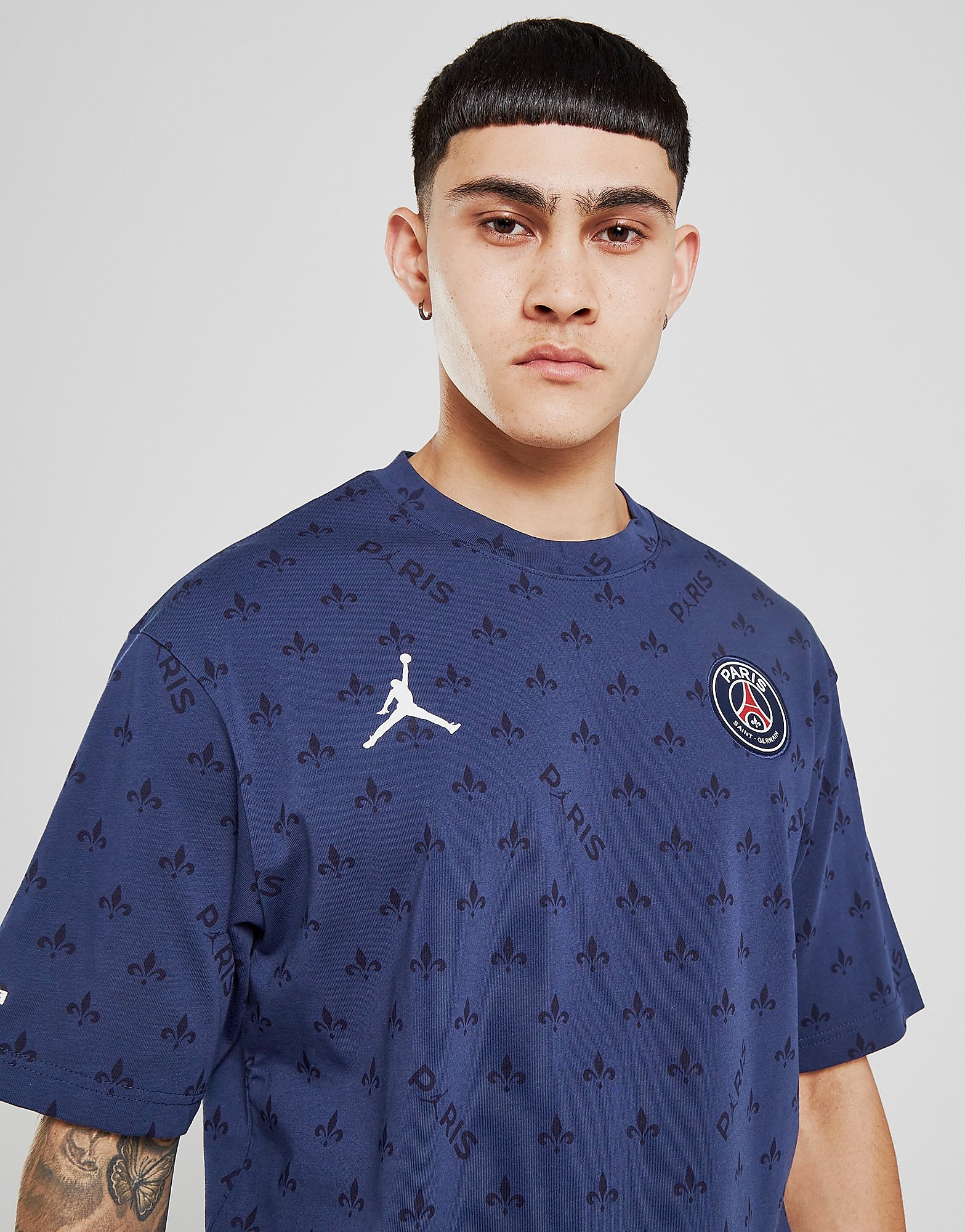 

Jordan Paris Saint Germain Statement T-Shirt - Navy - Mens, Navy