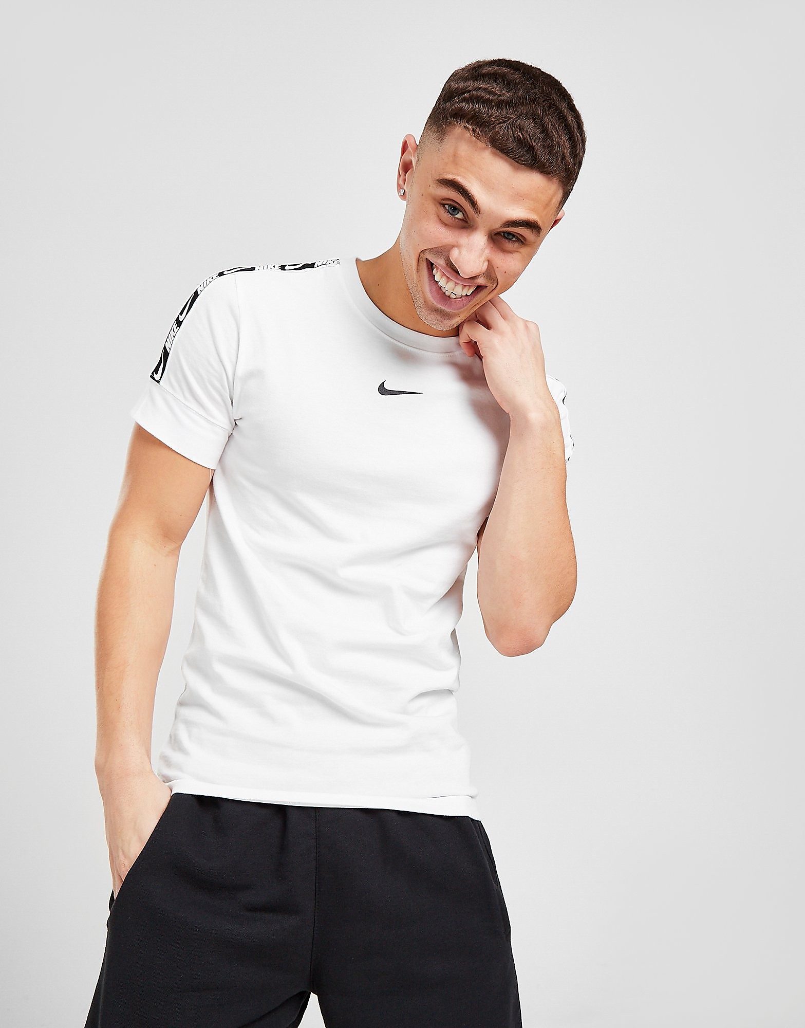 

Nike Repeat Tape T-Shirt - White - Mens, White