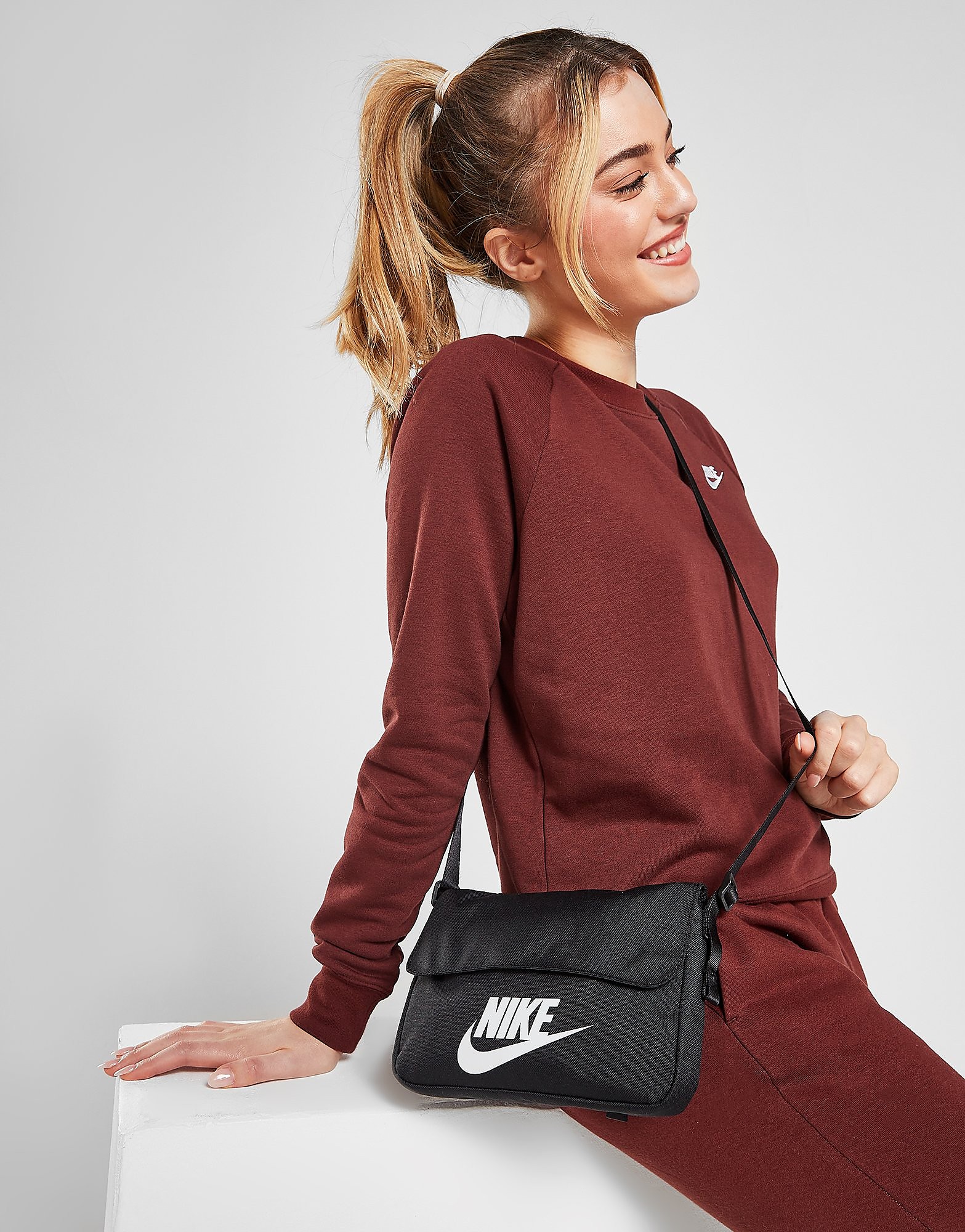 

Nike Futura 365 Crossbody Bag - Black/Black/White - Womens, Black/Black/White