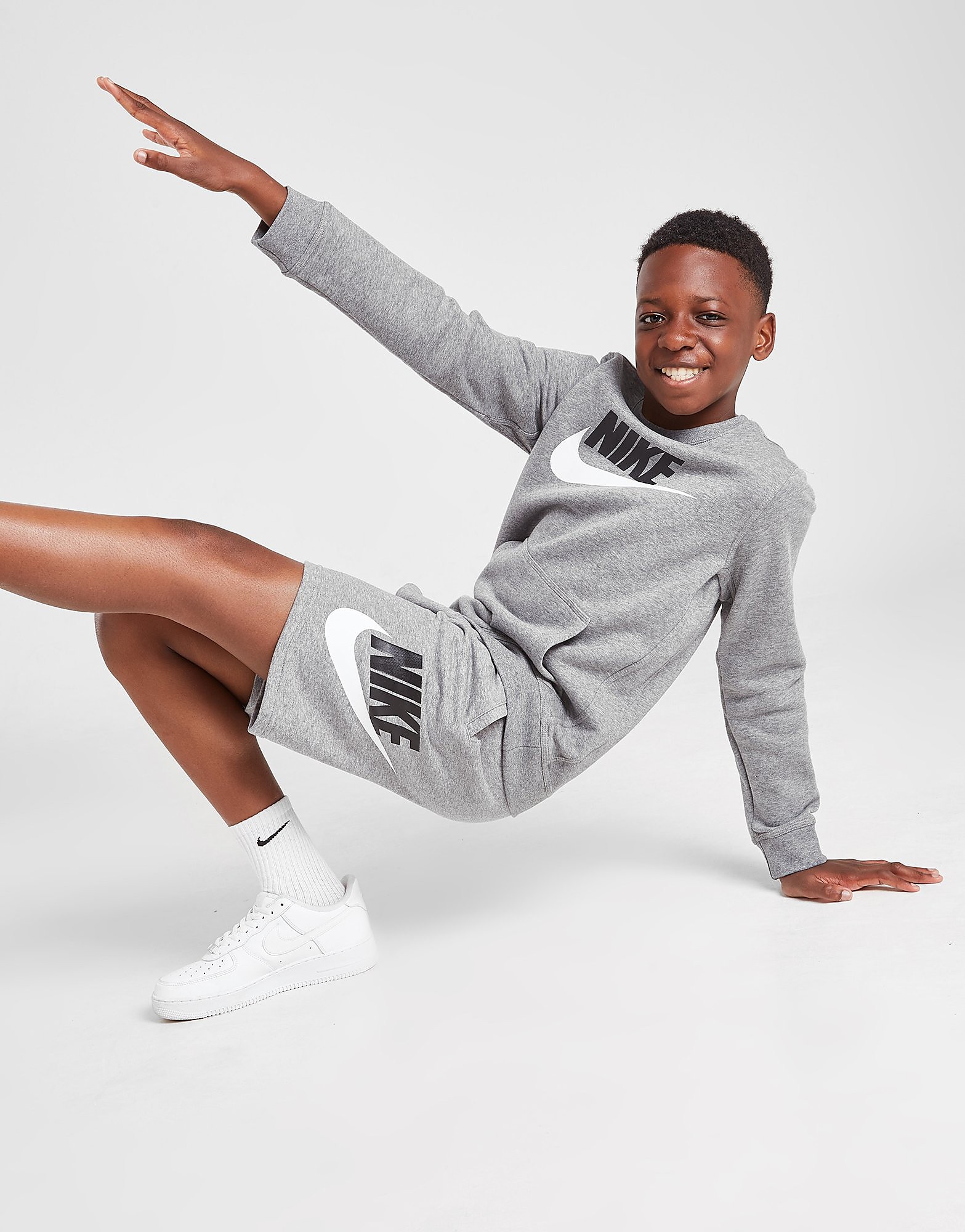 

Nike Harbour French Terry Shorts Junior - Carbon Heather/Smoke Grey - Kids, Carbon Heather/Smoke Grey
