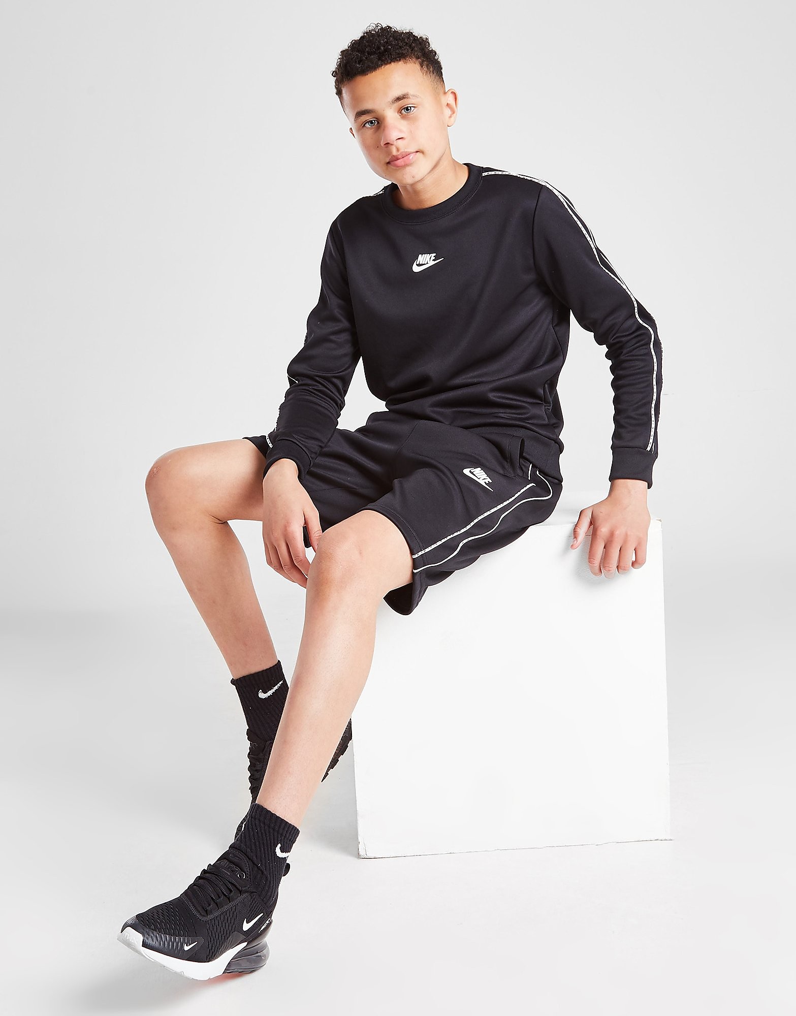 

Nike Tape Repeat Crew Sweatshirt Junior - Black - Kids, Black