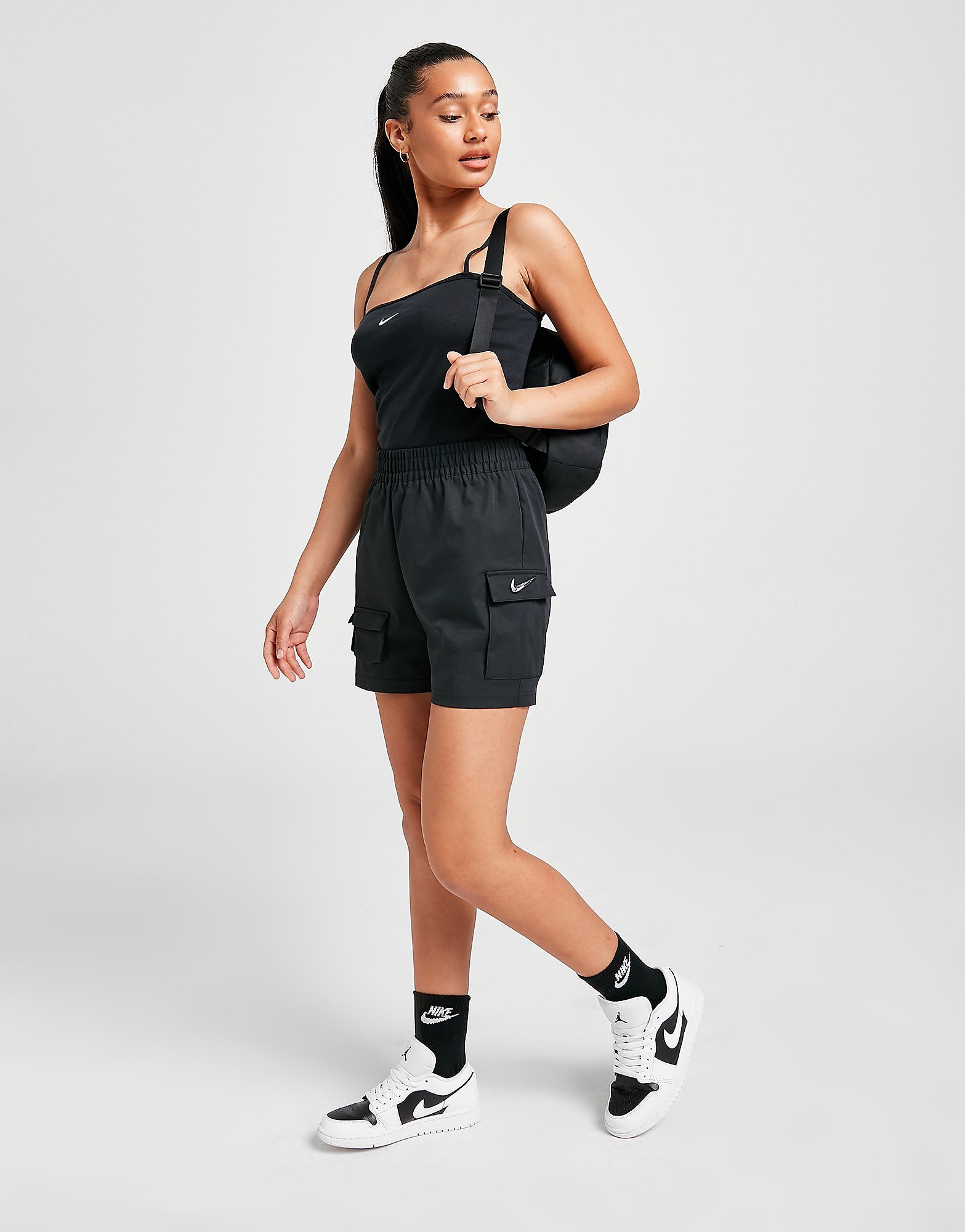 

Nike Swoosh Woven Cargo Shorts - Black - Womens, Black