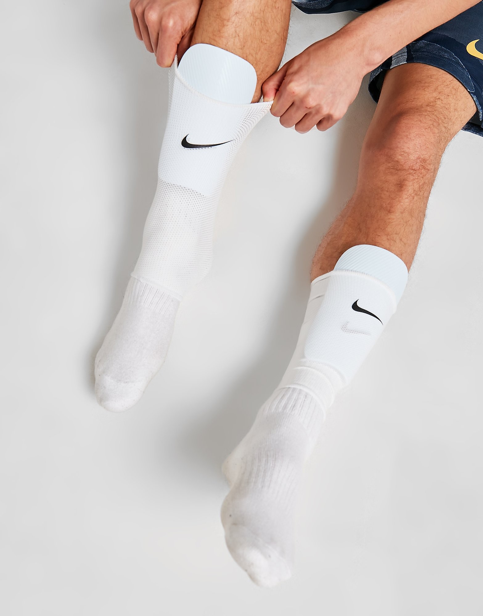 

Nike Grid Lock Sleeves - White/Black/Black - Mens, White/Black/Black