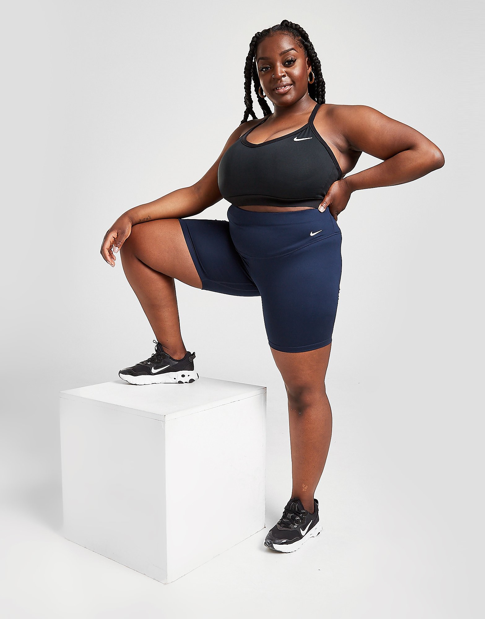 

Nike Training One Plus Size 7" Shorts - Navy - Womens, Navy