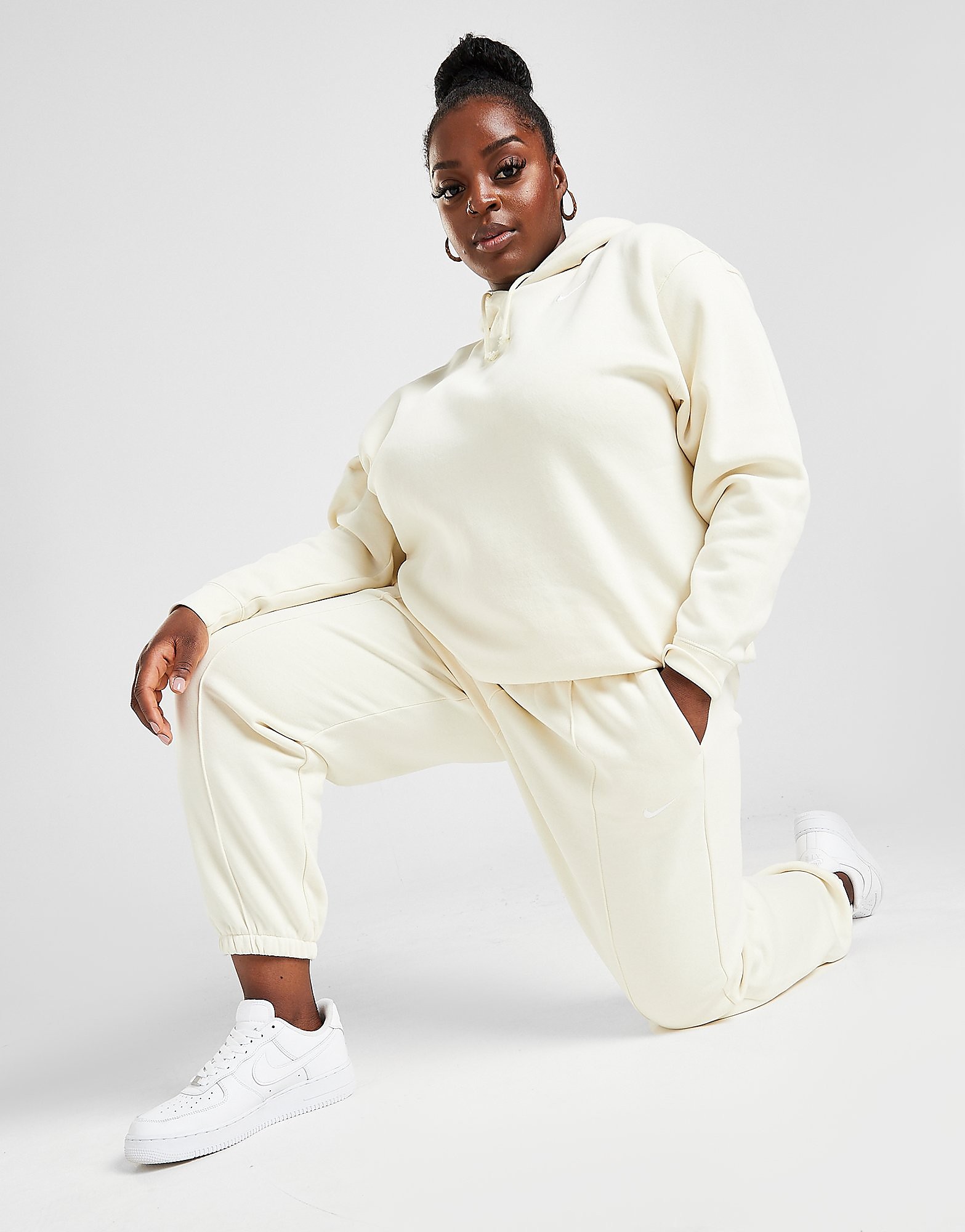 

Nike Trend Fleece Plus Size Joggers - White - Womens, White