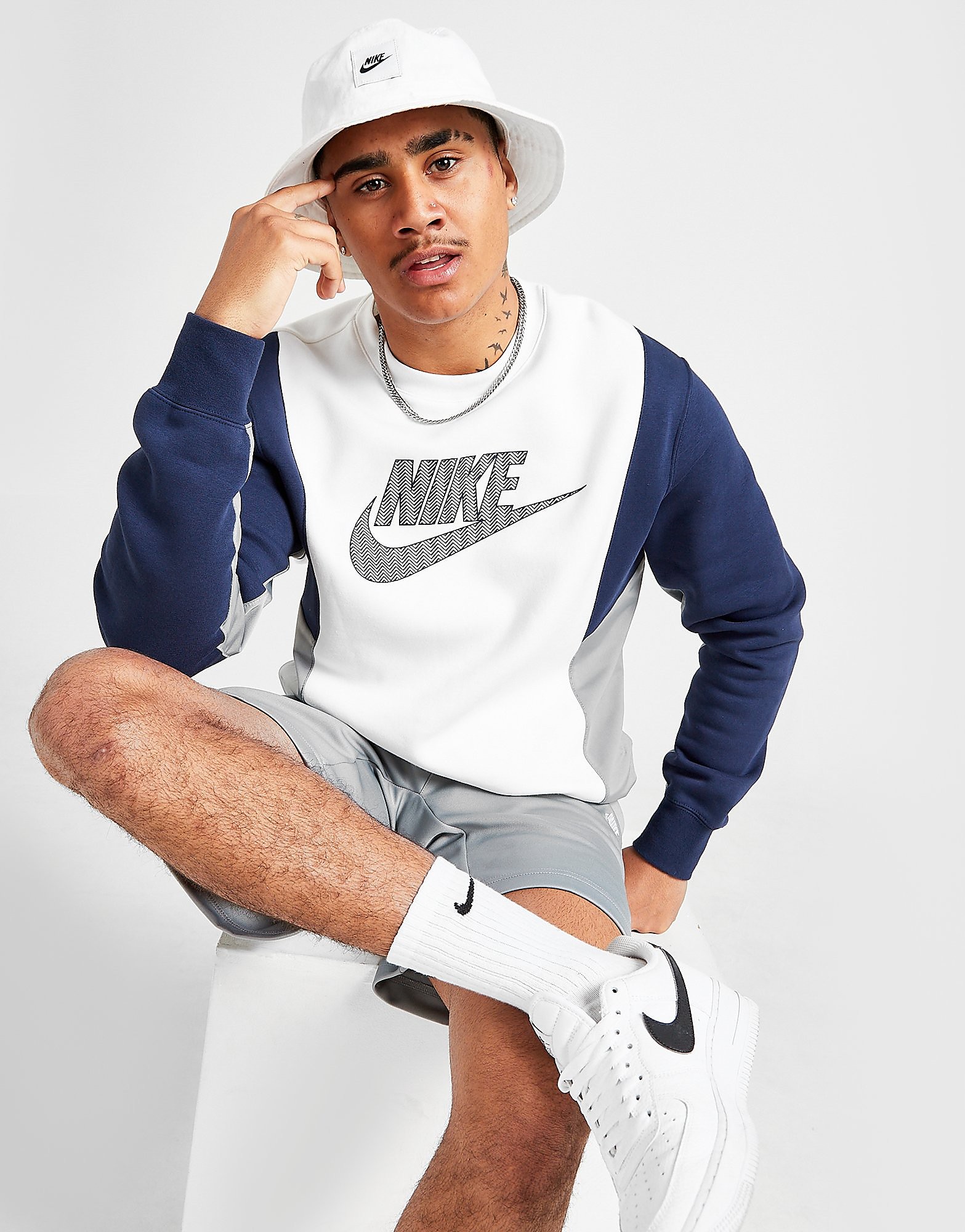

Nike Hybrid Crew Sweatshirt - White/Navy - Mens, White/Navy