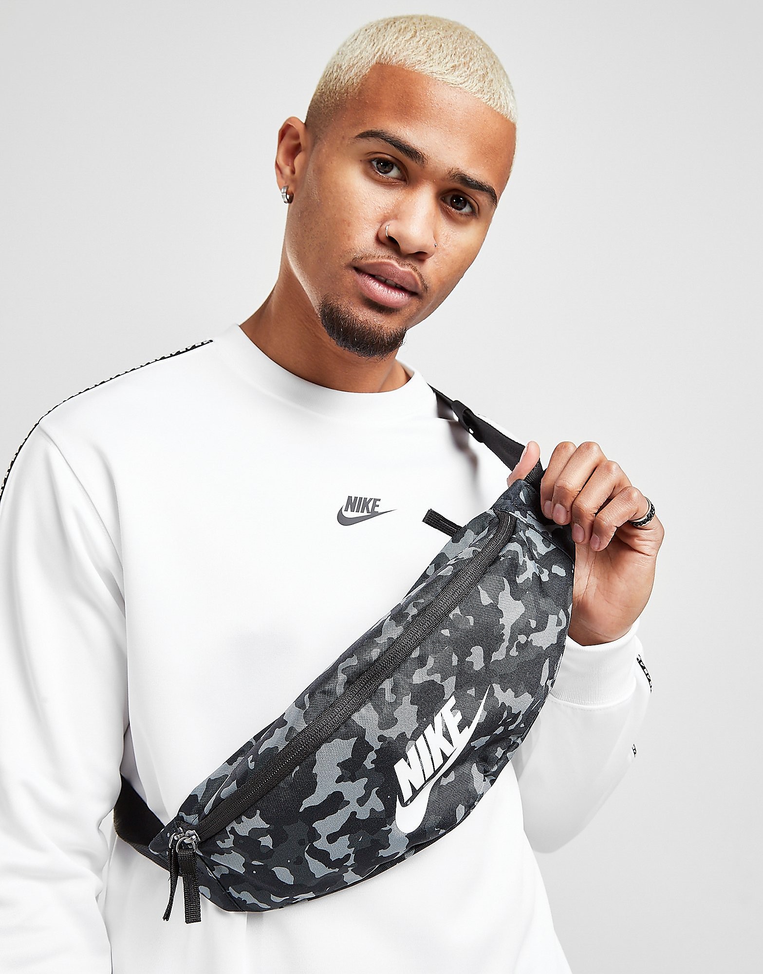

Nike Heritage Hip Bag - Black - Mens, Black
