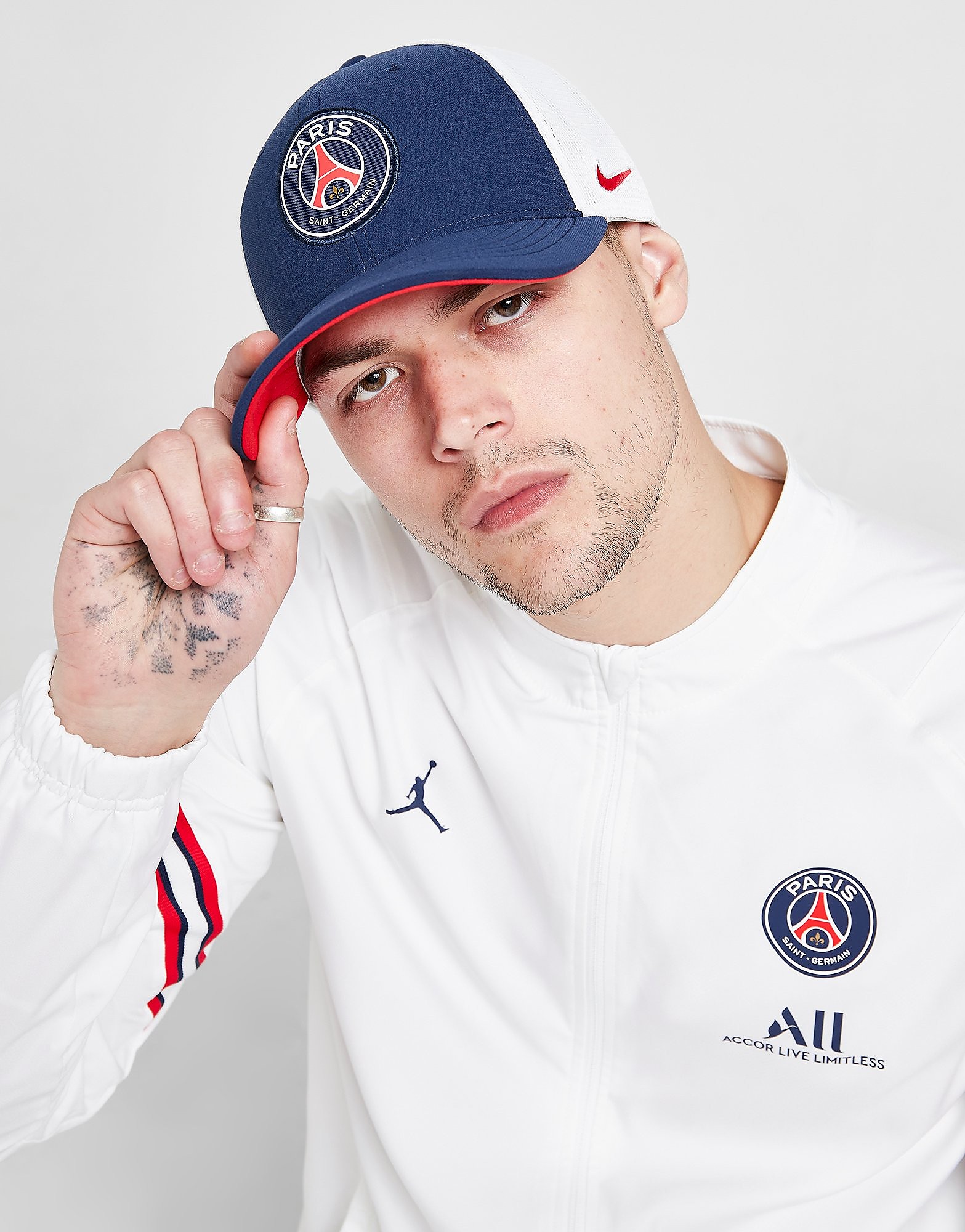 

Nike Paris Saint Germain Trucker Hat - Midnight Navy/White/University Red/White - Mens, Midnight Navy/White/University Red/White