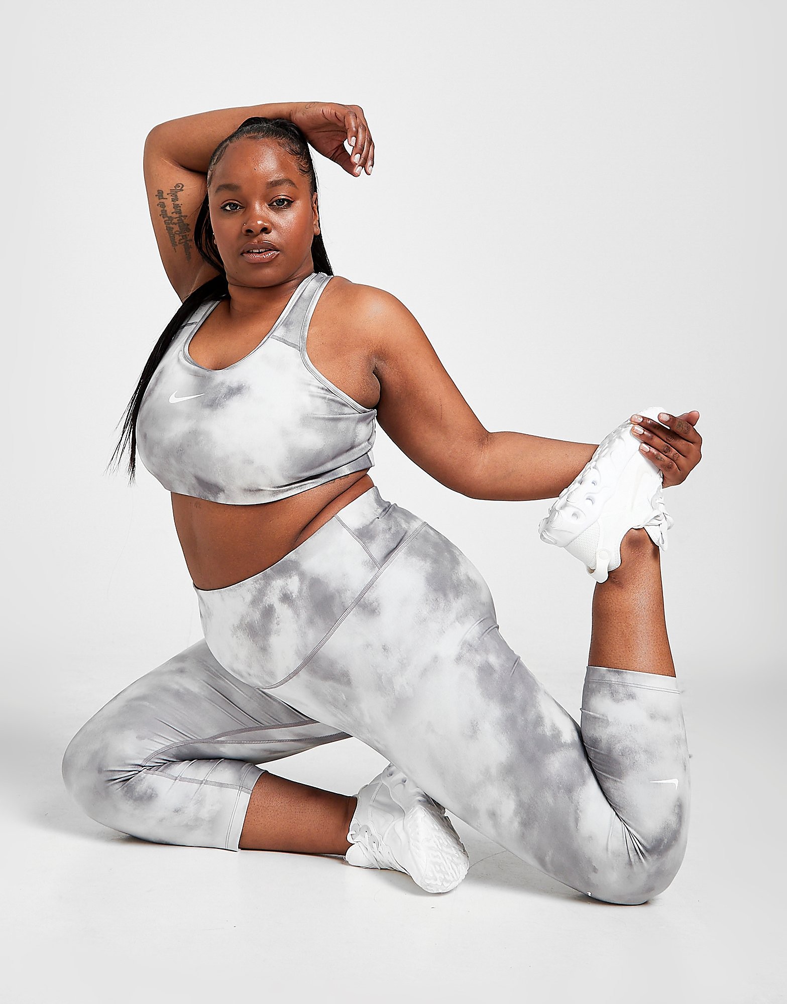 

Nike Icon Clash One Tie Dye Plus Size Tights - Grey - Womens, Grey