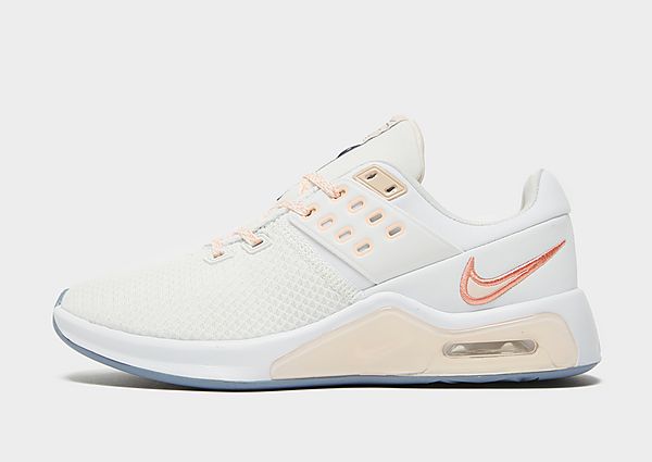 Nike baskets Air Max Bella TR4 Femme - Summit White/Orange Pearl/Crimson Tint/Crimson Bliss, Summit