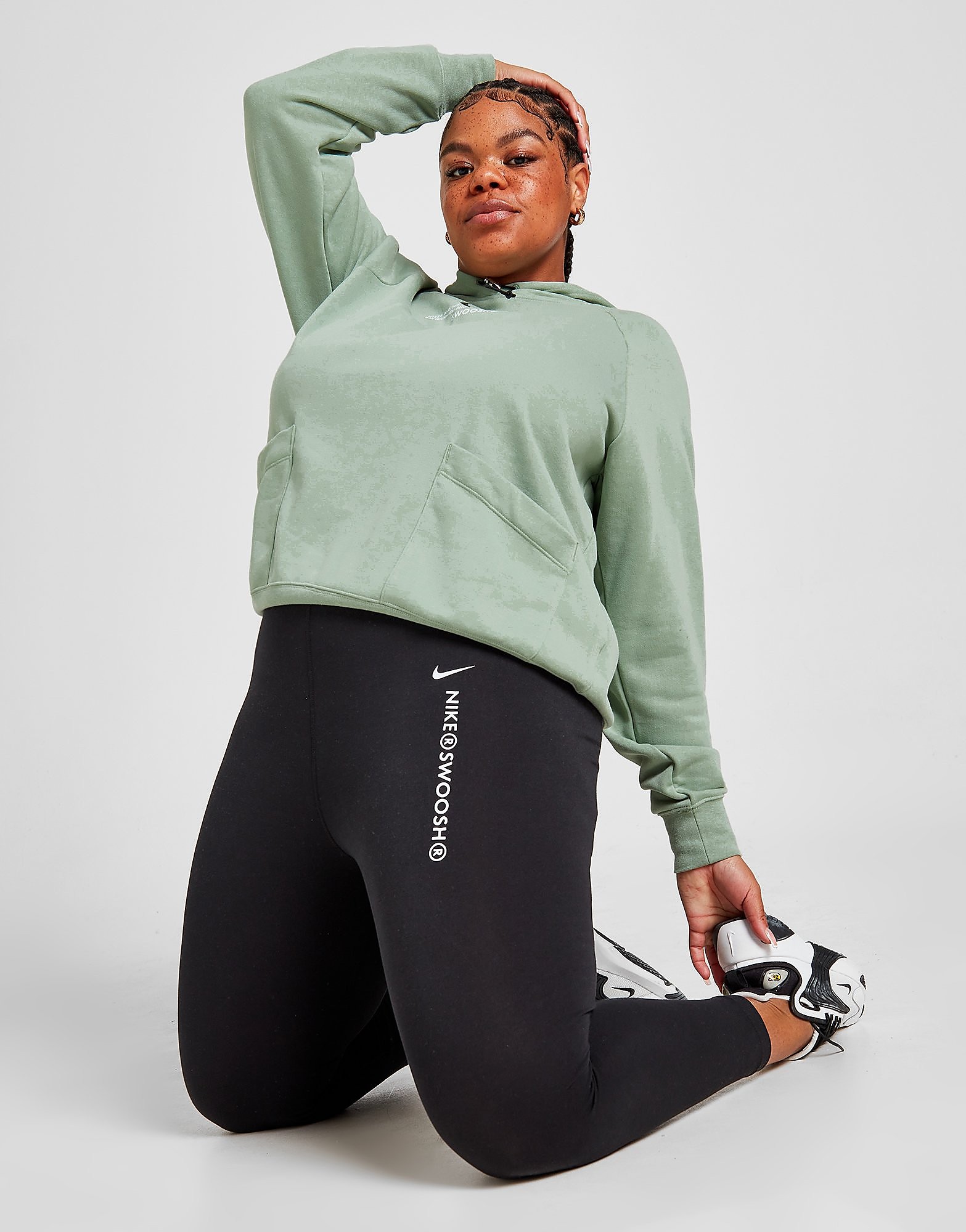 

Nike Swoosh Plus Size Leggings - Black - Womens, Black