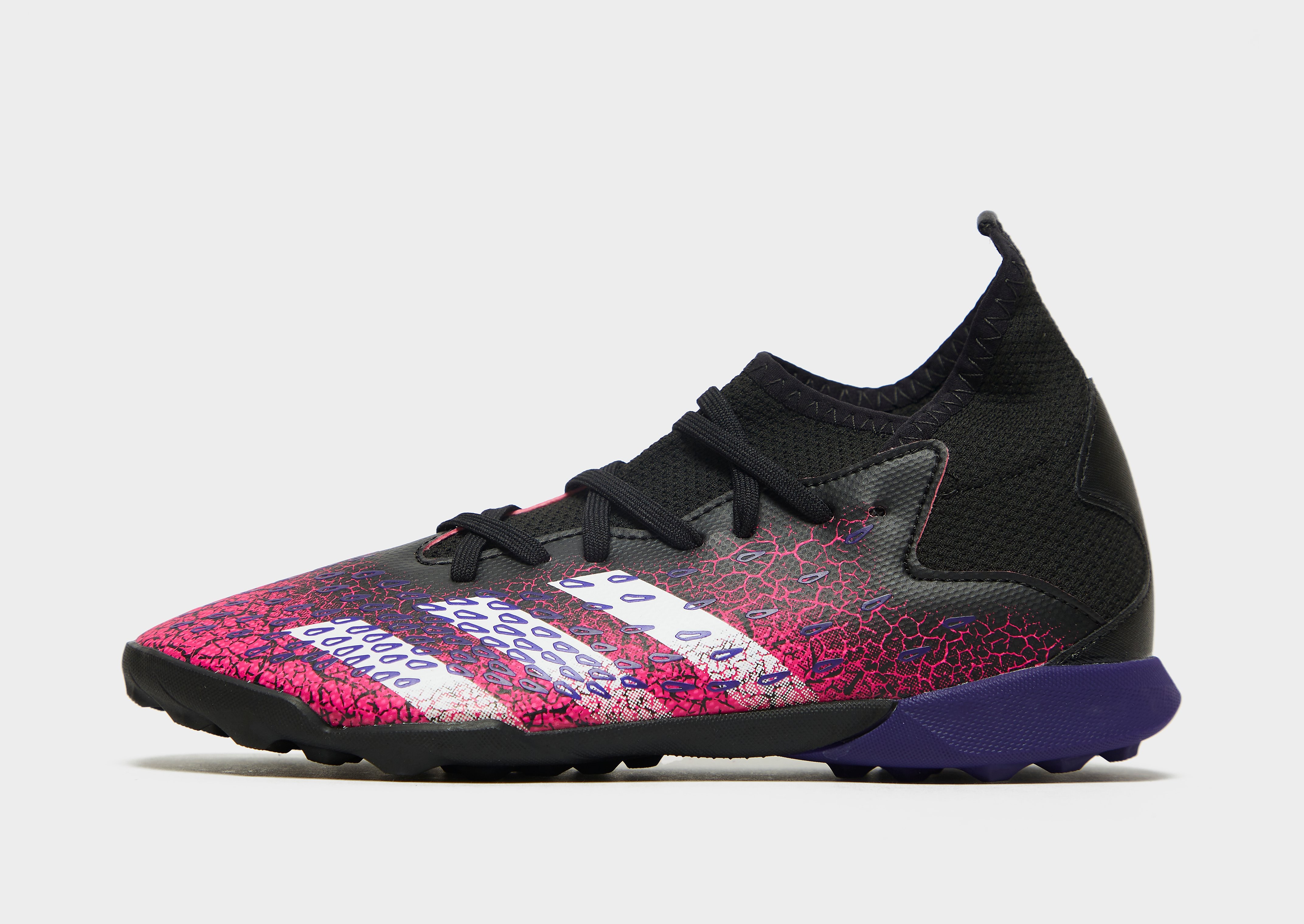 

adidas Predator Freak .3 Turf Football Boots Junior - Black/Pink - Kids, Black/Pink