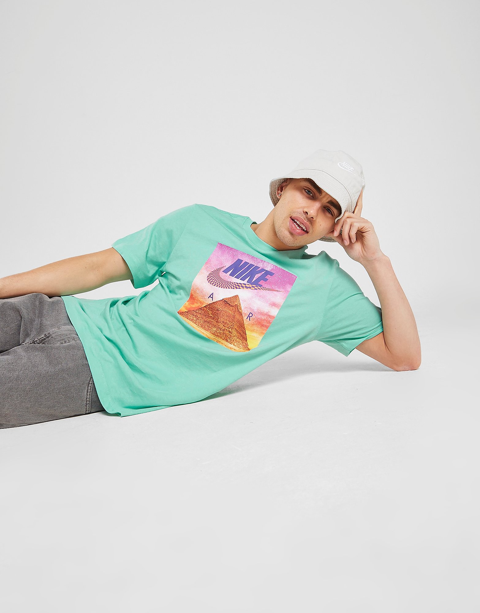 

Nike Photo Pyramid T-Shirt - Green - Mens, Green