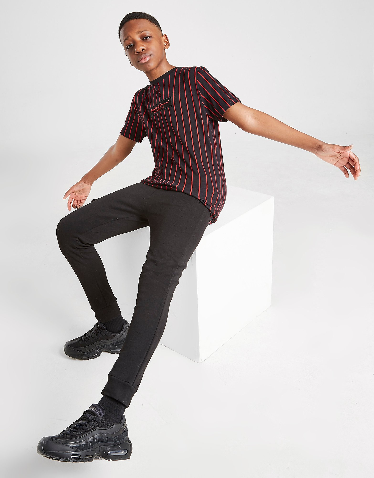 

Supply & Demand Alley Stripe T-Shirt Junior - Black - Kids, Black