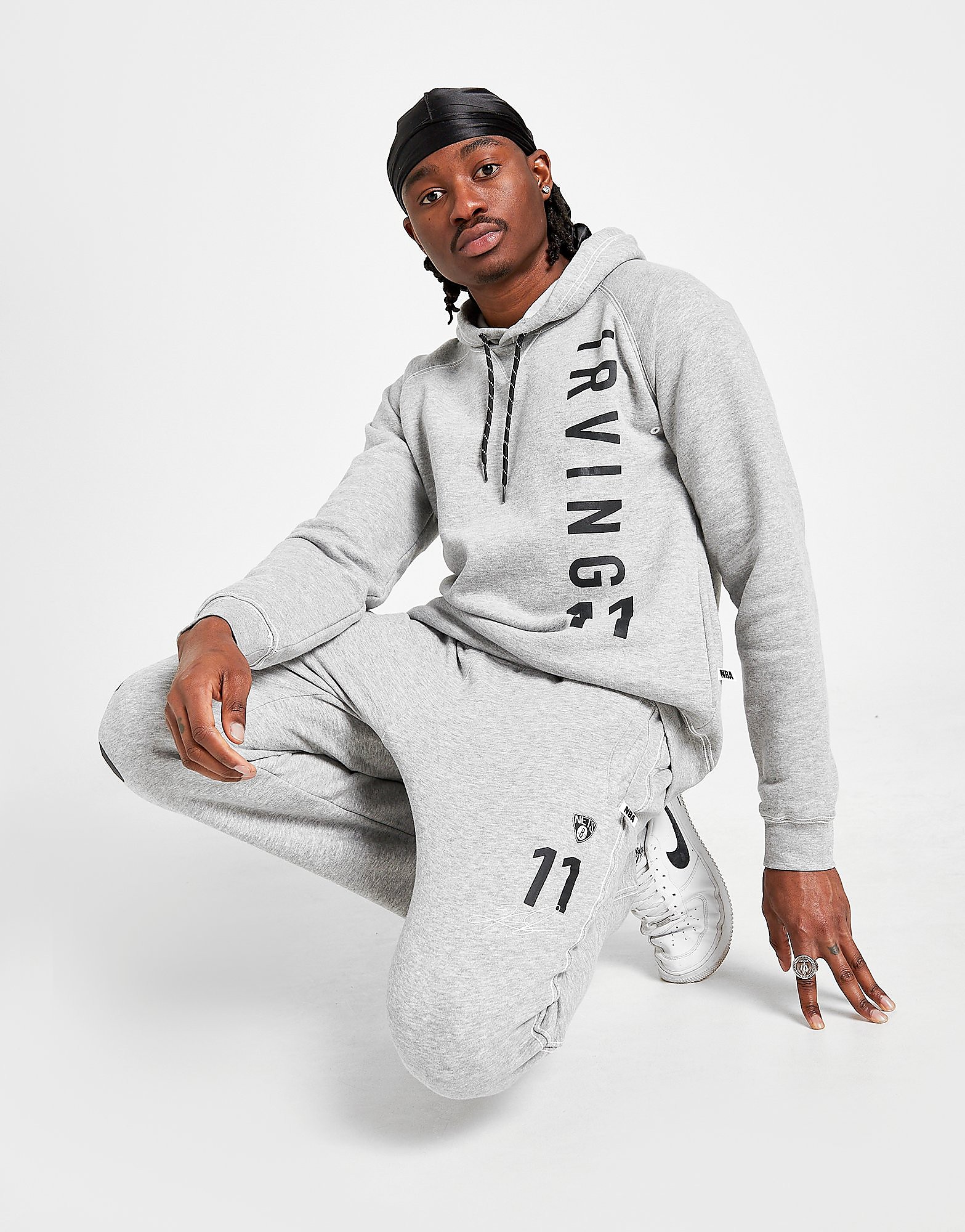 

Official Team NBA Brooklyn Nets Irving Joggers - Grey - Mens, Grey