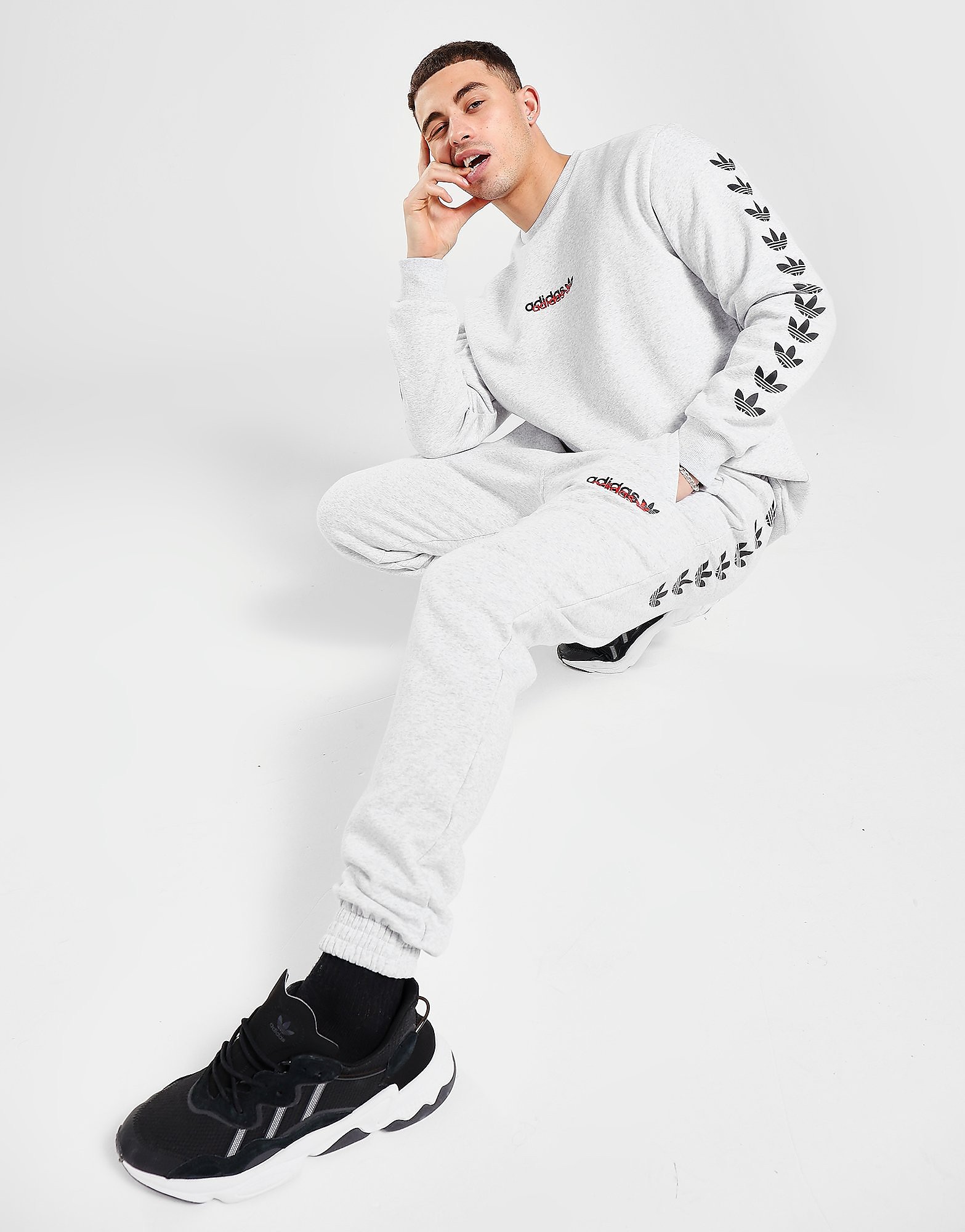 

adidas Originals Repeat Logo Joggers - Only at JD - Grey - Mens, Grey