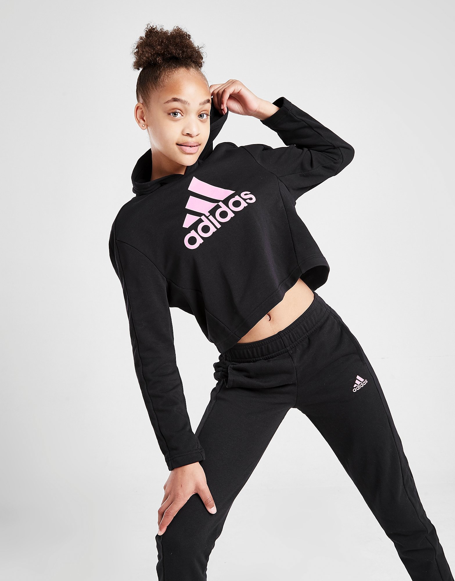 

adidas Girls' Badge of Sport Cropped Tracksuit Junior - Black - Kids, Black