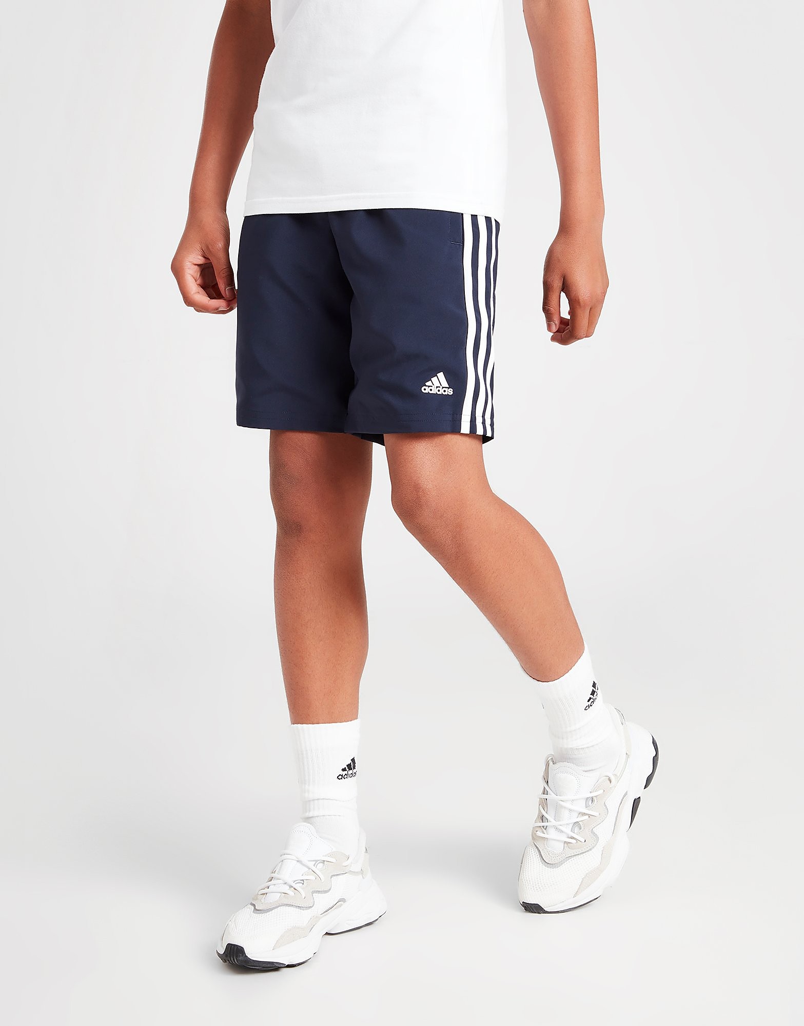 

adidas Woven 3-Stripes Shorts Junior - Navy - Kids, Navy